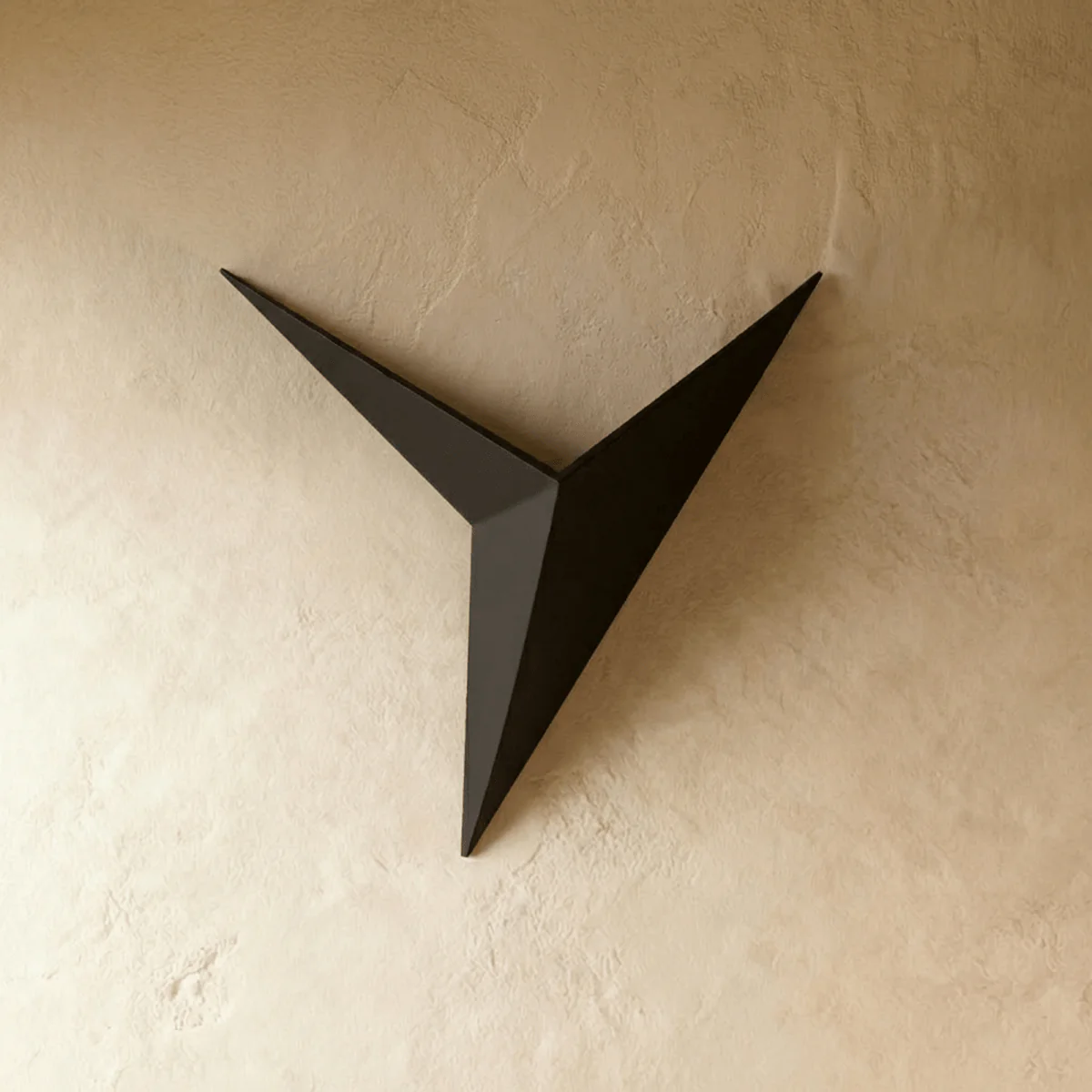 Ezio Wall Lamp - Image 2