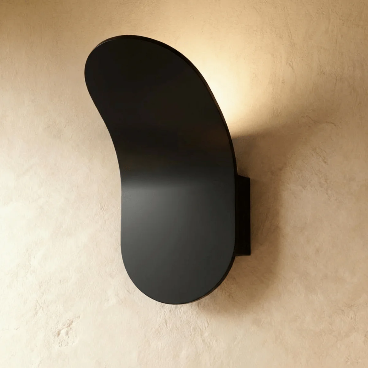 Fana Wall Lamp - Image 4