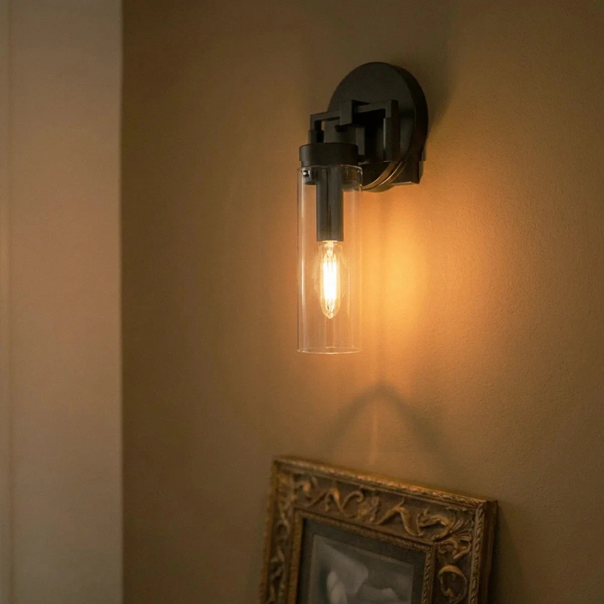 Faro Wall Lamp - Image 9