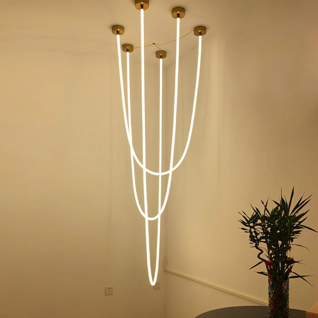Filo Chandelier - Image 17