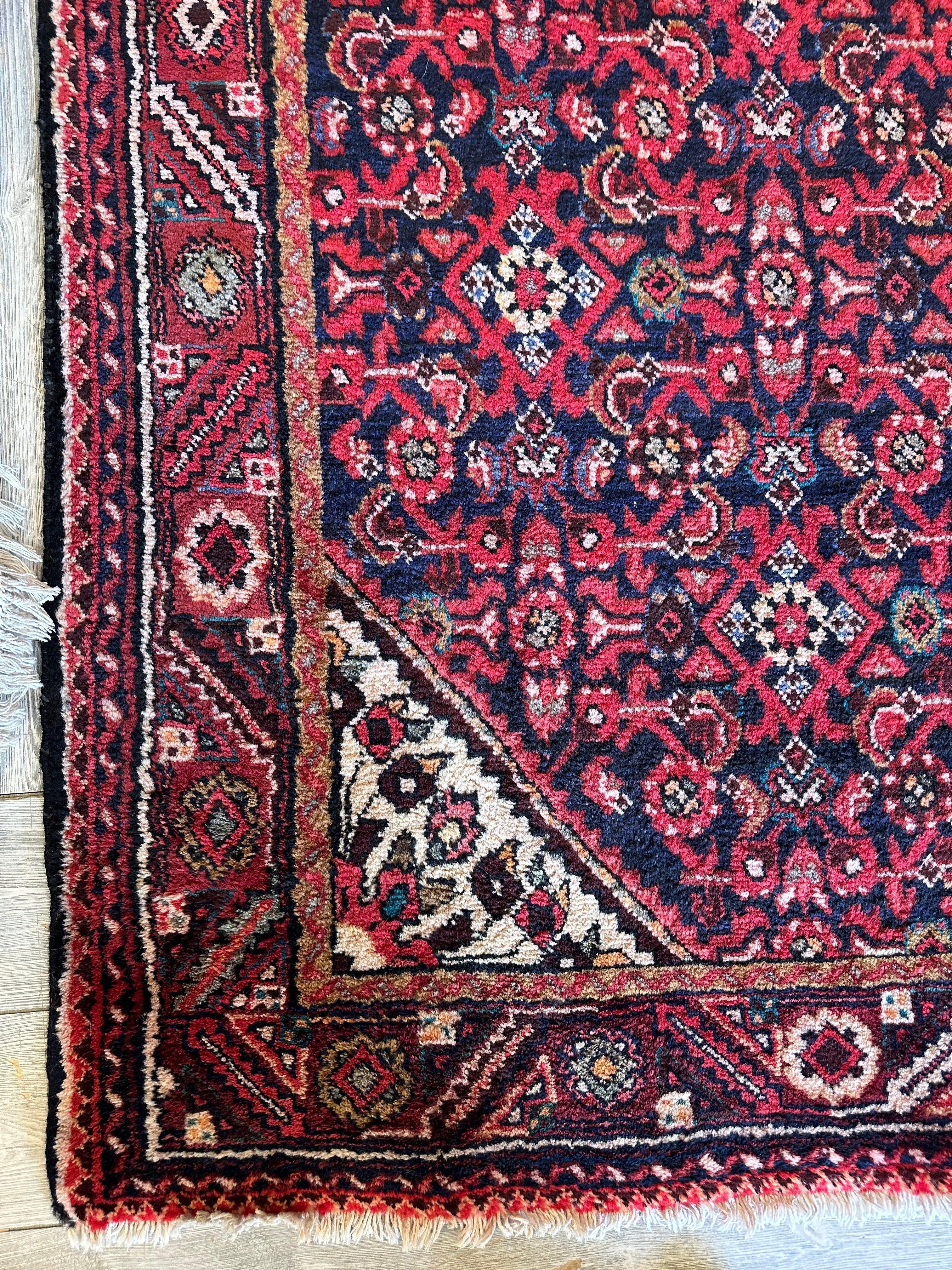 Fine Vintage Zagheh Persian Area Rug 10'4'' x 5'5'' - Image 5