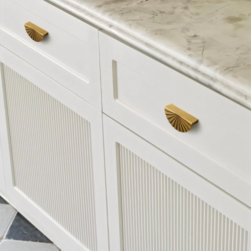 Flaro Drawer Pull - Image 4