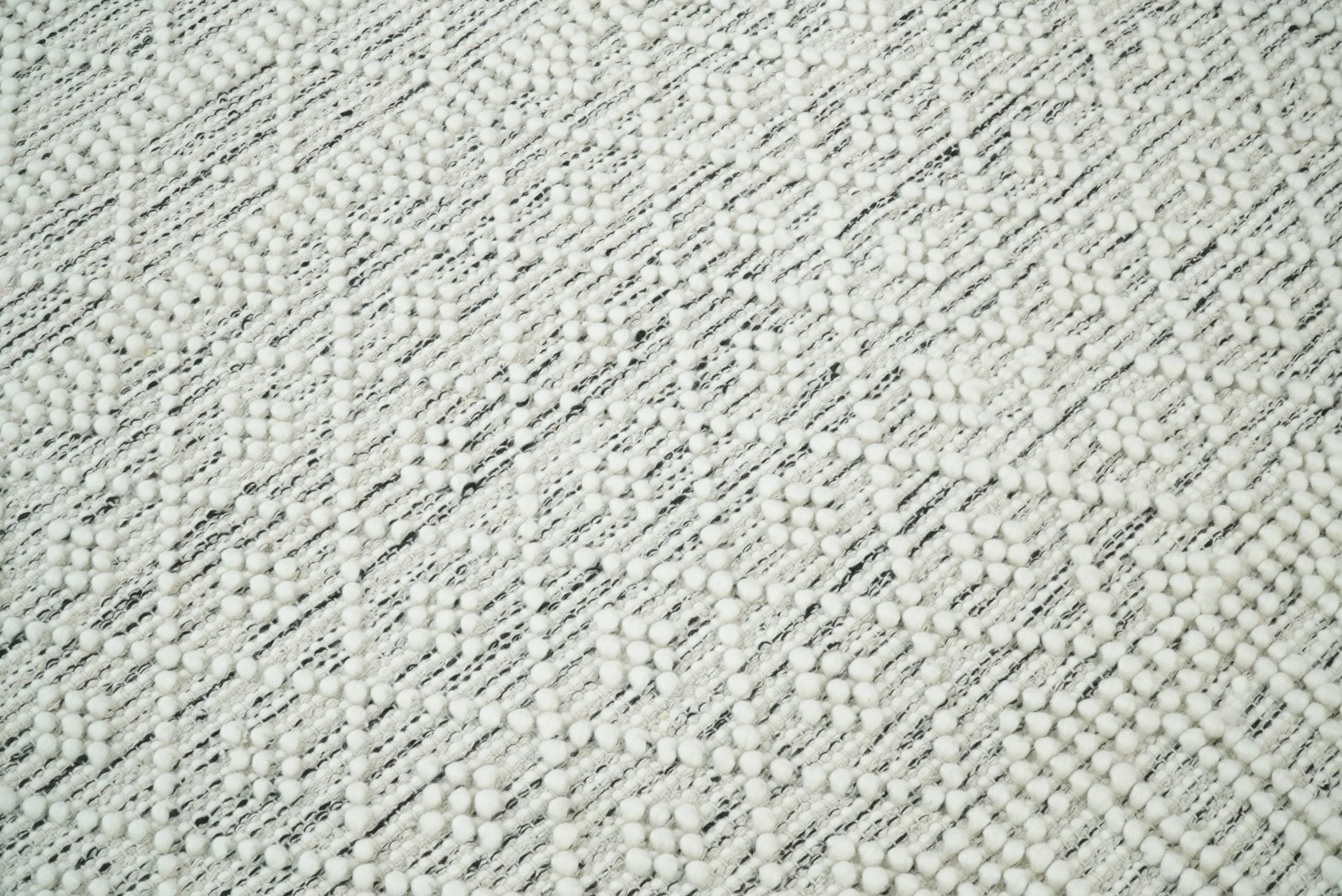 Modern Geometrical White Dhurrie Wool Area Rug - Image 4
