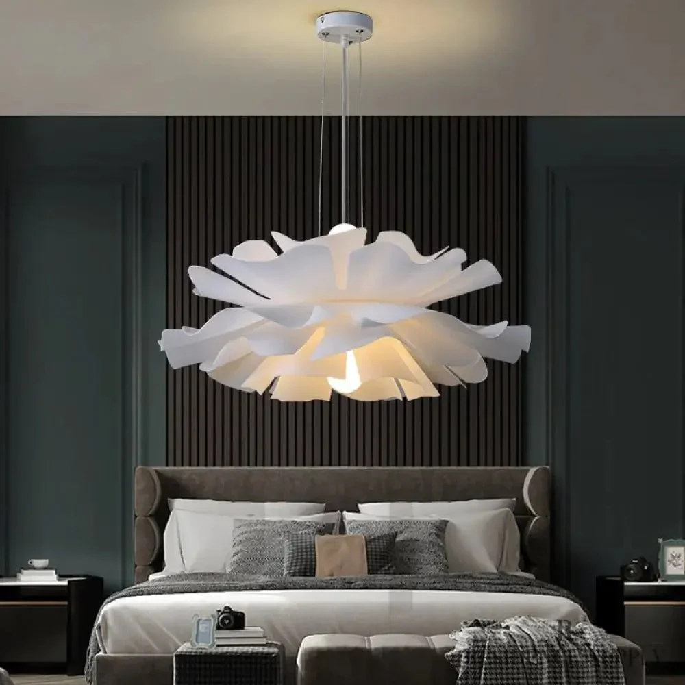Fleur Chandelier - Image 4