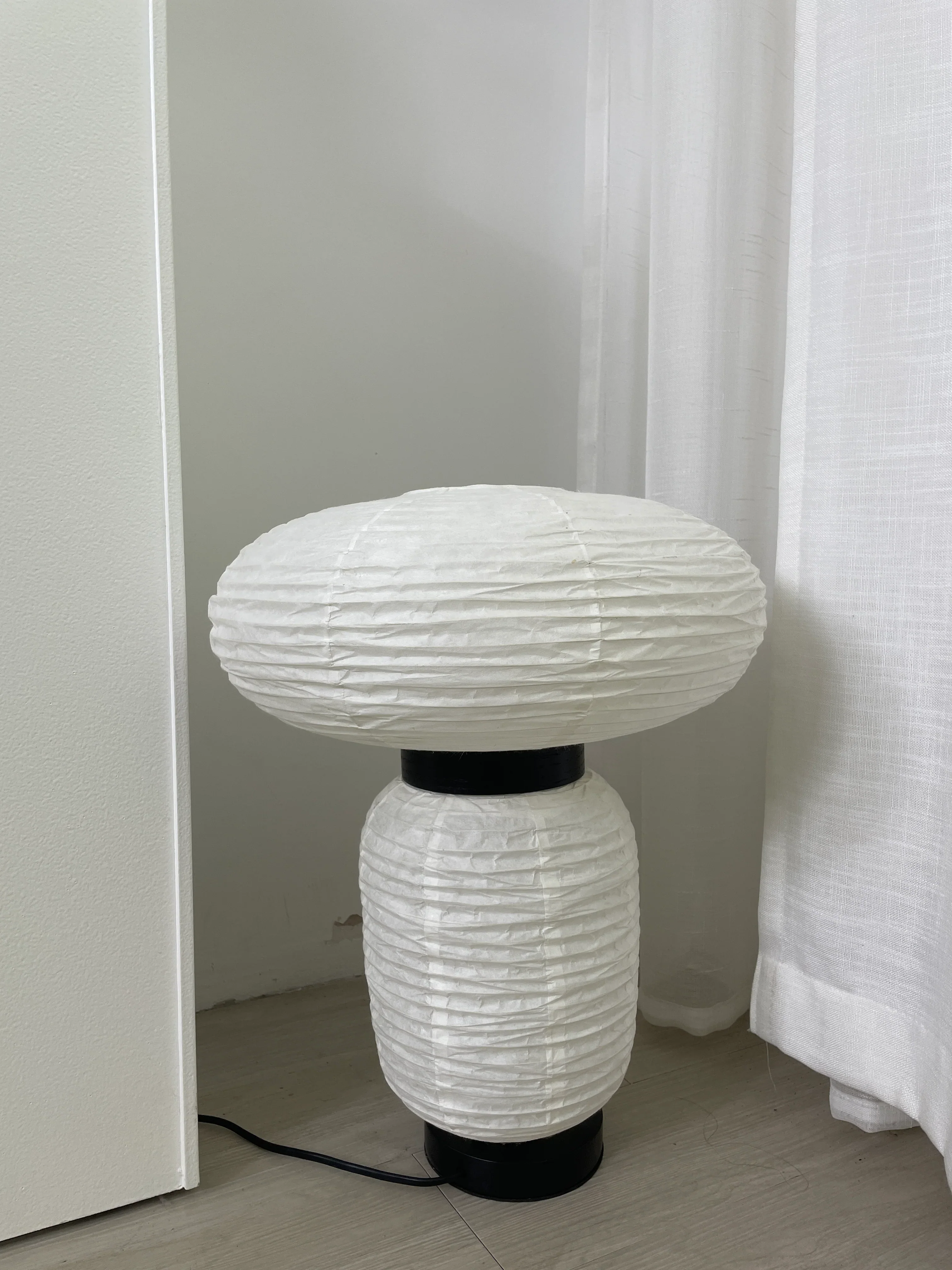 Formakami JH18 Table Lamp - Image 9