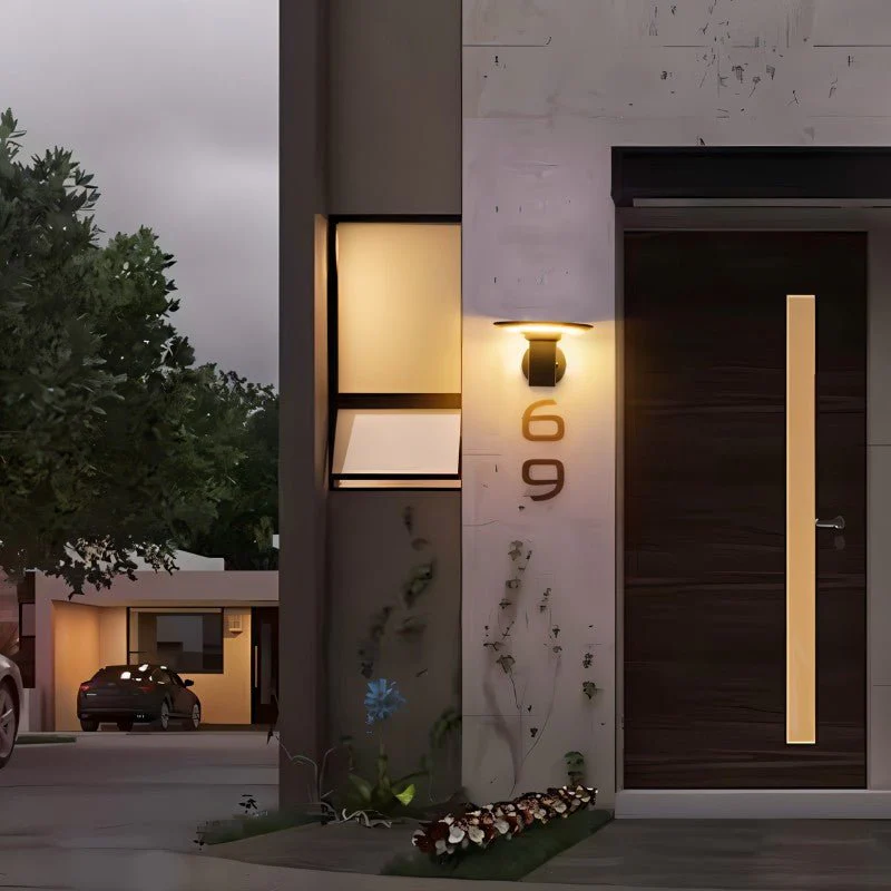 Glisova Outdoor Wall Lamp - Image 4