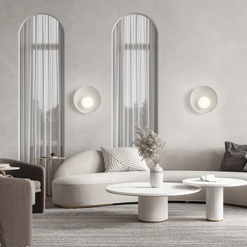 Griffin Wall Lamp - Image 3