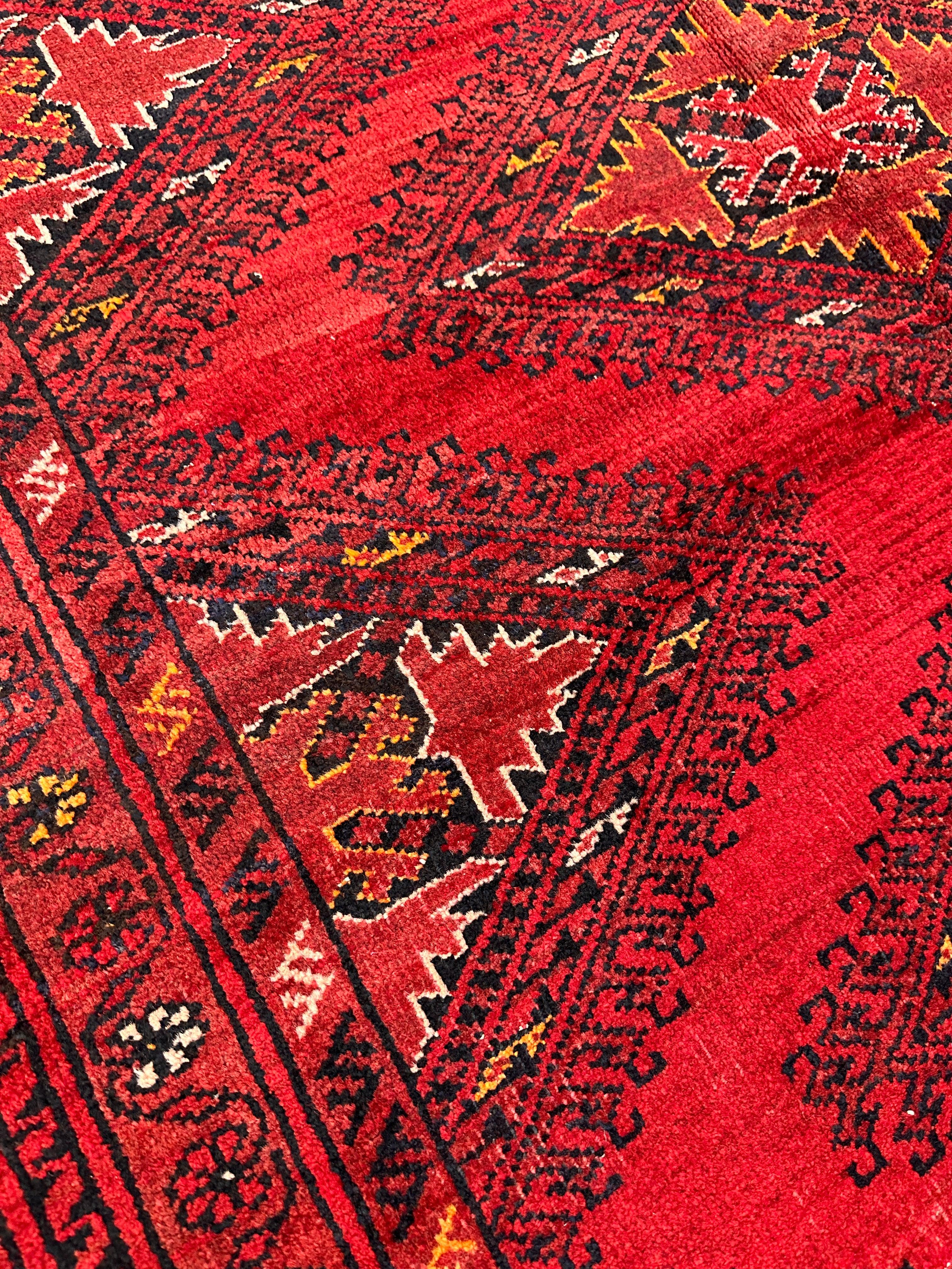 Hand-Knotted Afghan Turkoman Waziri Wool Rug – 6'9" x 9'6" – Vintage Red Elegance - Image 3