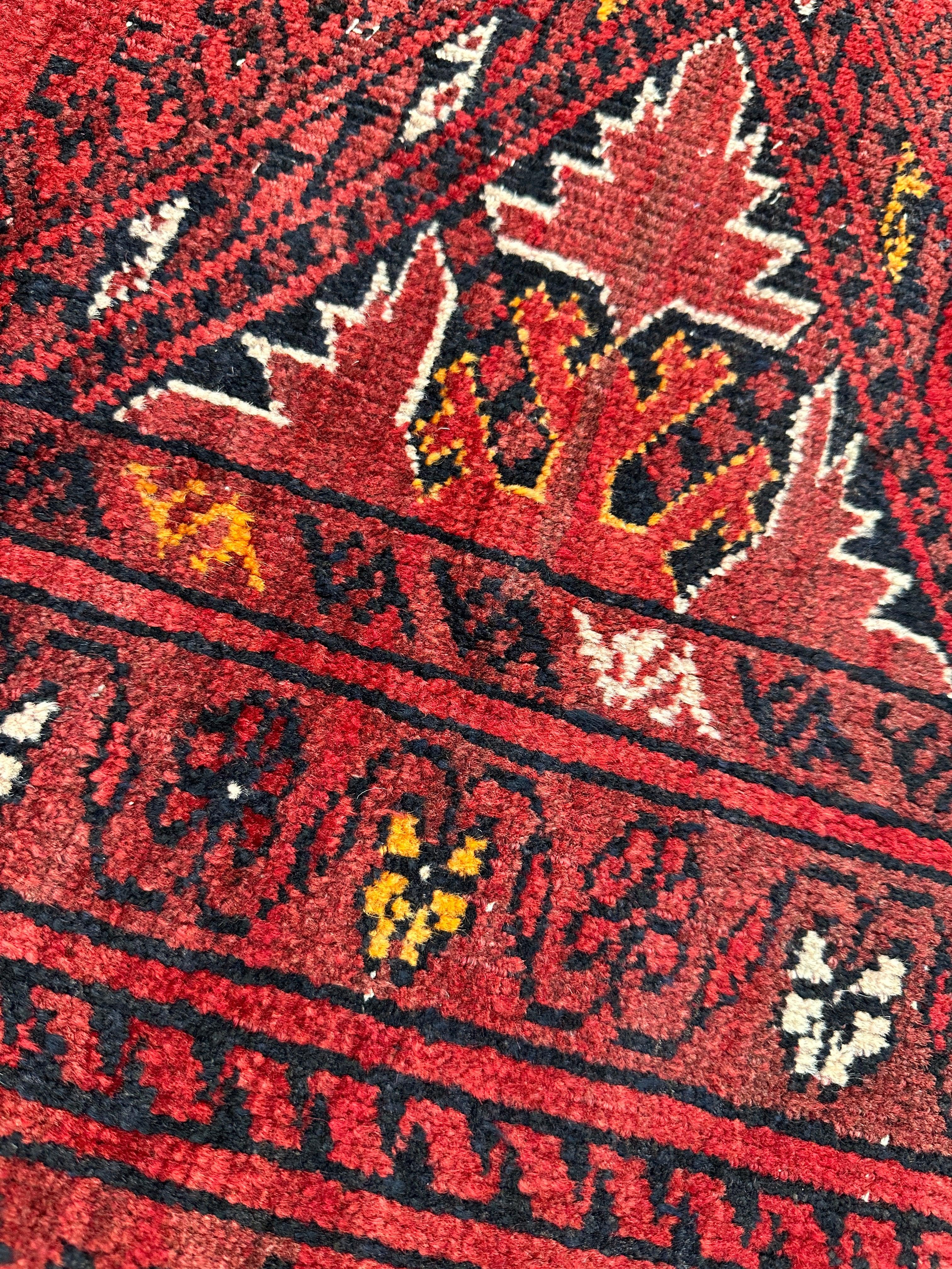 Hand-Knotted Afghan Turkoman Waziri Wool Rug – 6'9" x 9'6" – Vintage Red Elegance - Image 4