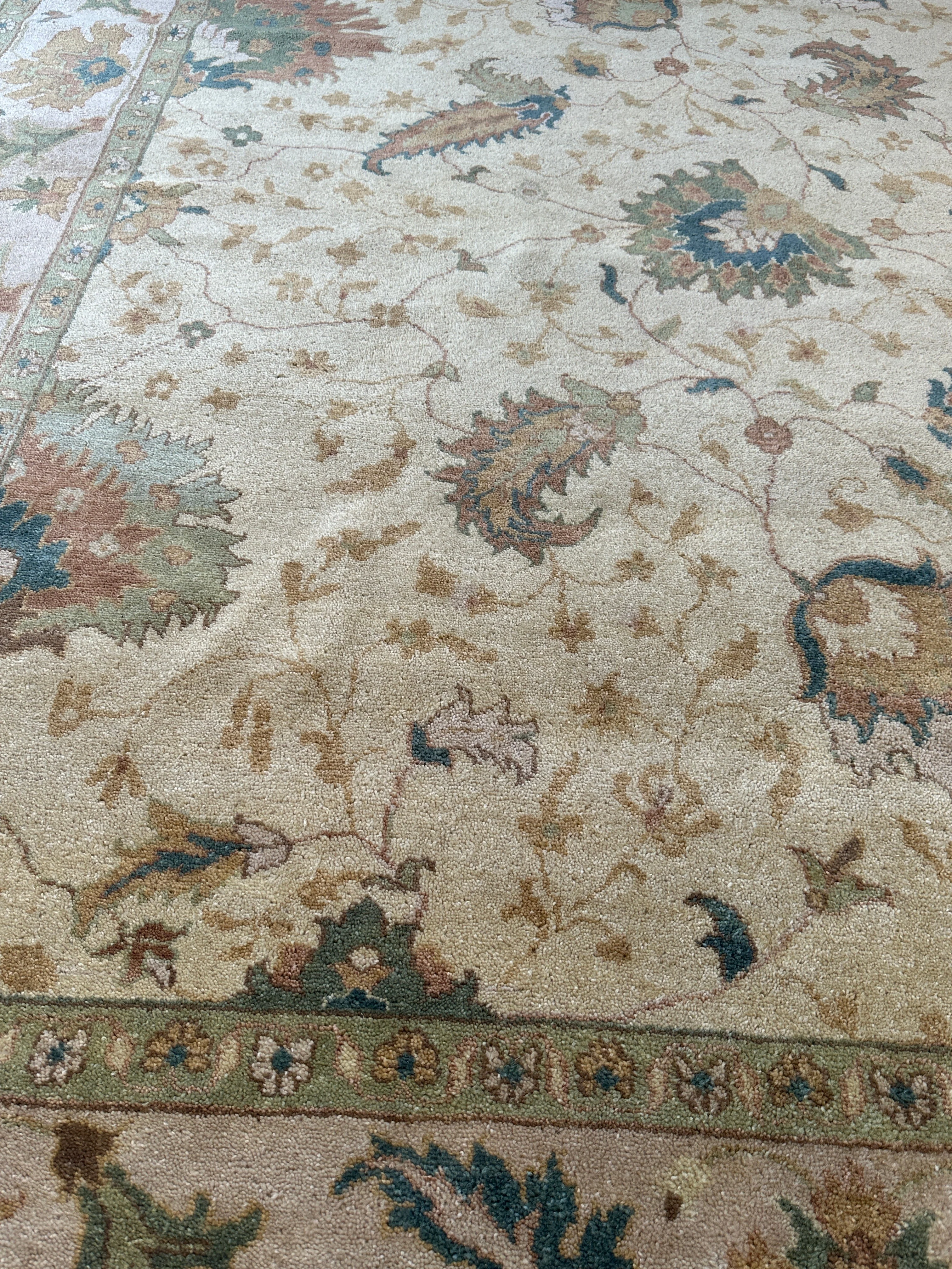 Hand-Knotted Oushak Soft Wool Rug 8 x 10 - Image 4