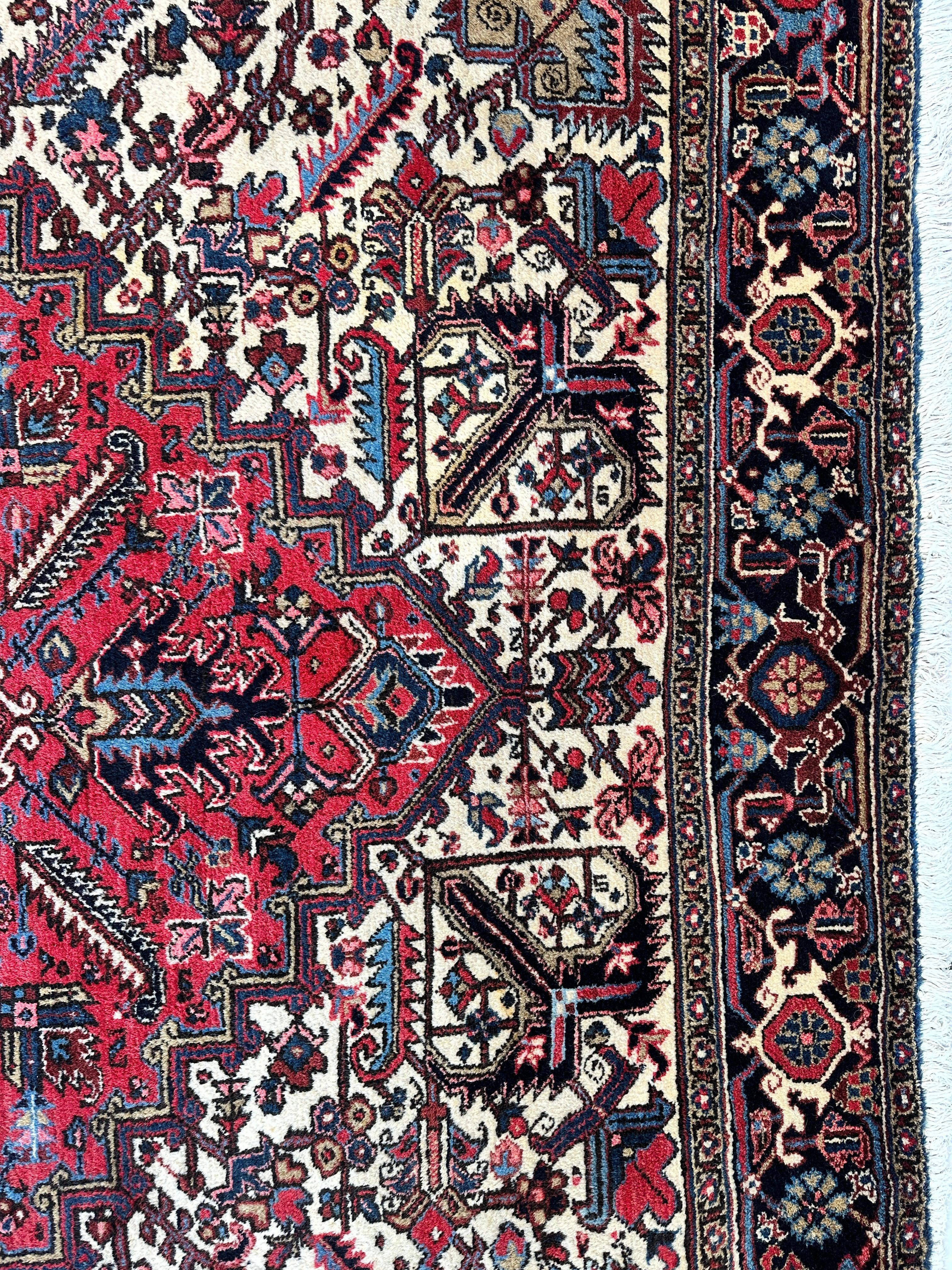 Hand-Knotted Persian Heriz Wool Rug – 9’ x 12’ – Geometric Medallion Design - Image 12