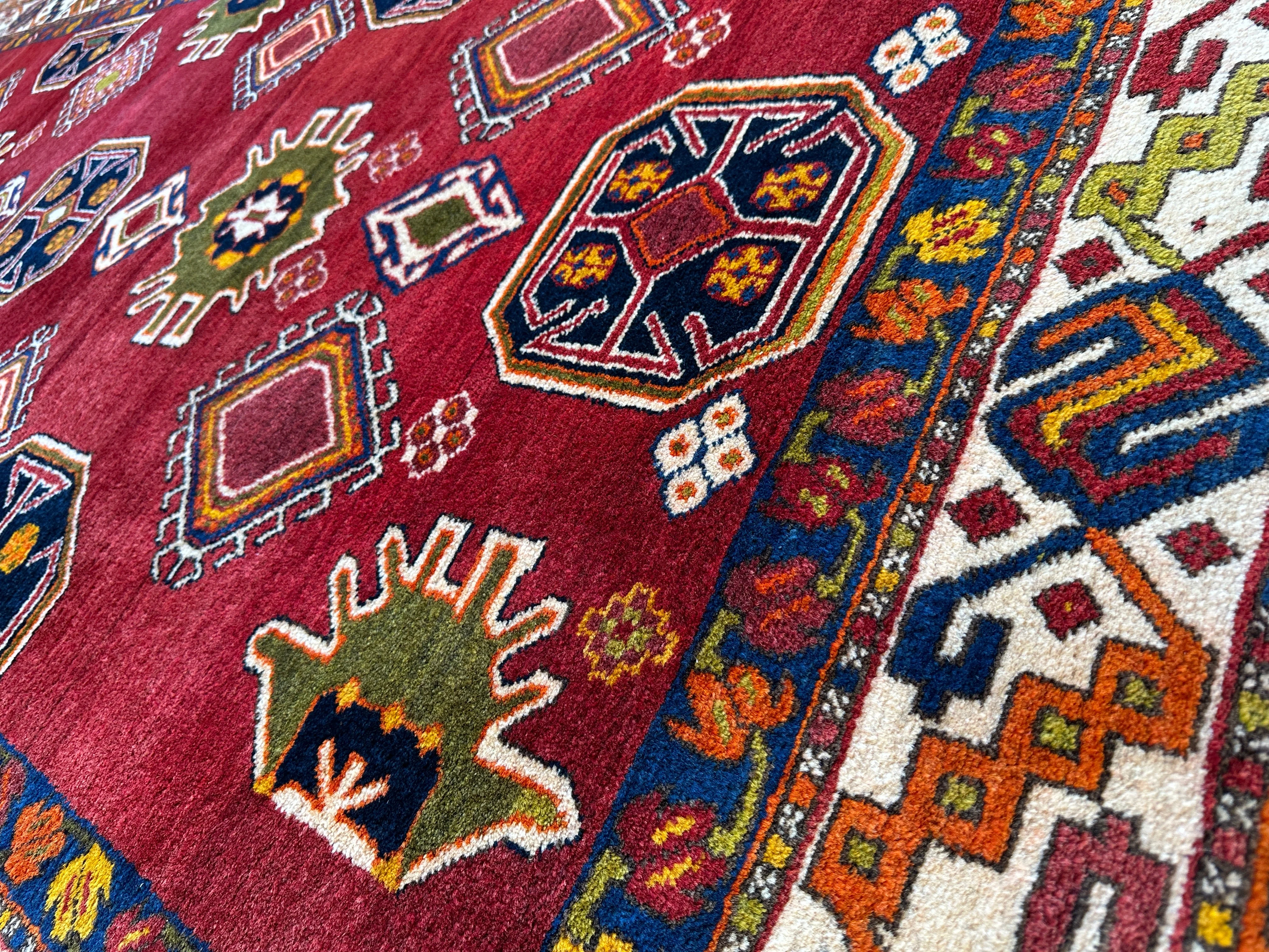 Hand-Knotted Persian Meshgin Wool Rug – 5’ x 11’ – Vintage Tribal Masterpiece - Image 15