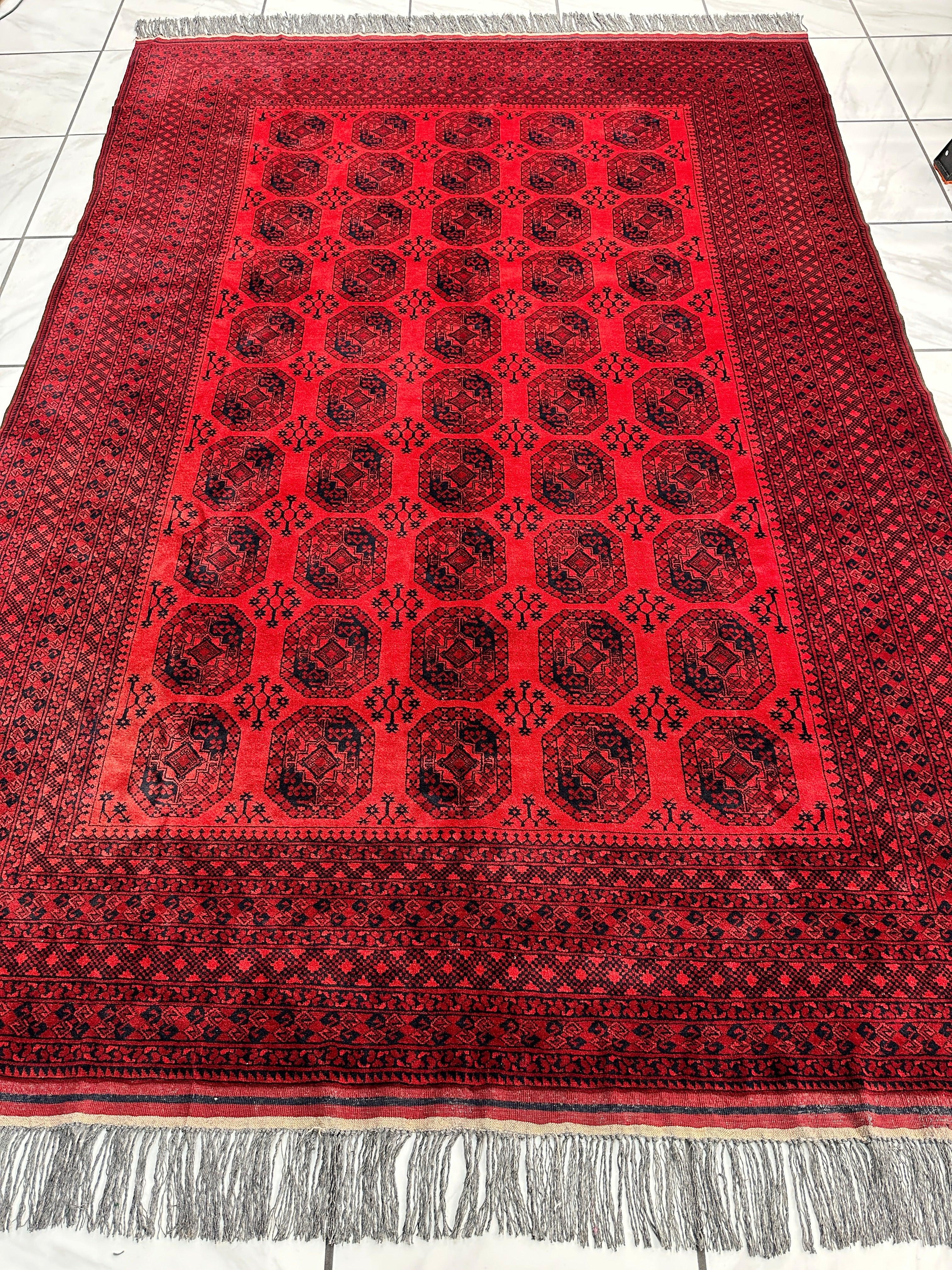 Hand-Knotted Turkoman Ersari Wool Rug – 6’7” x 9’6” – Rich Red Tones, Geometric Design - Image 2