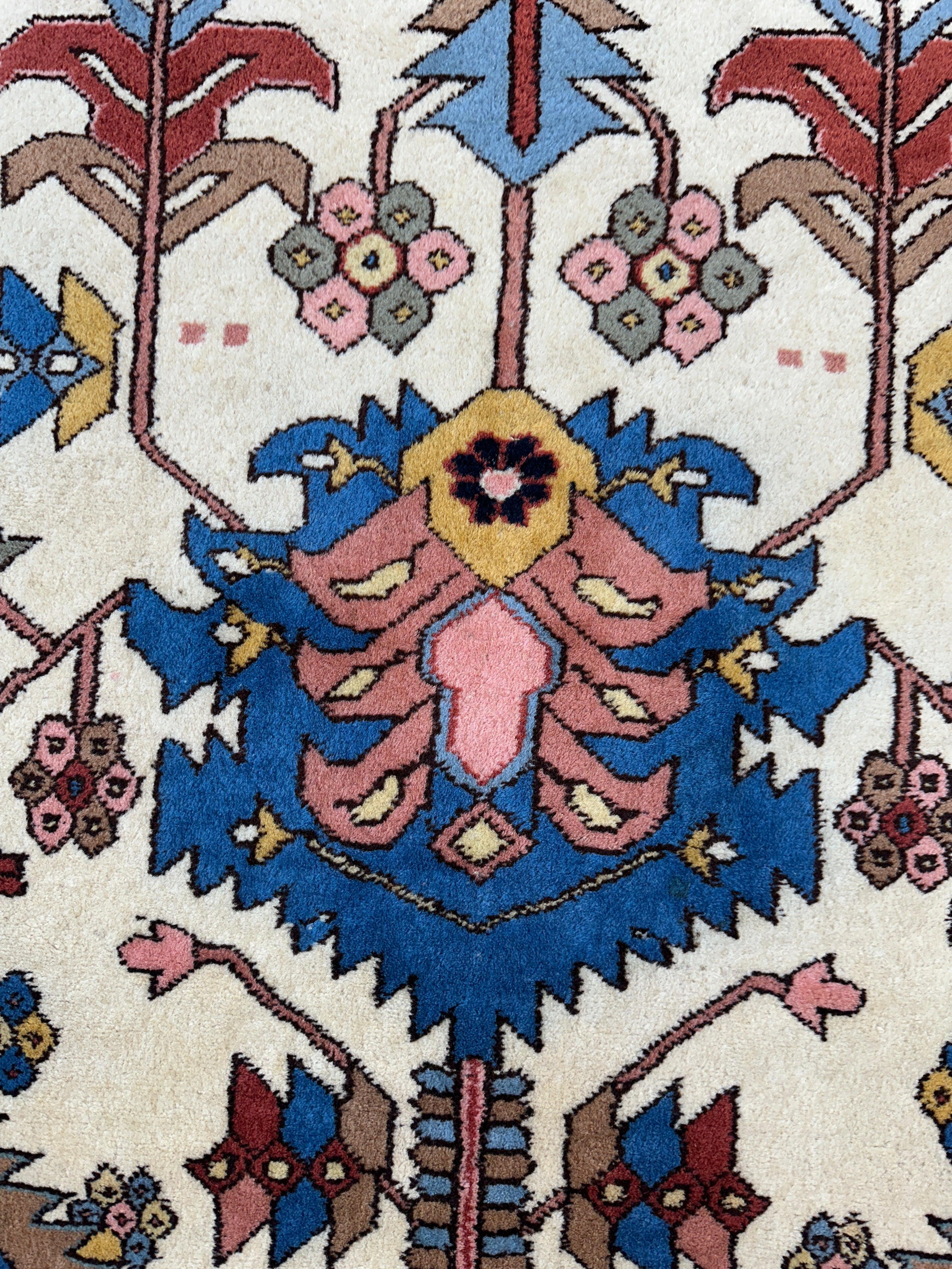 Hand-Knotted Vintage Afghani Serapi Wool Rug – 10'10" x 15'10" – Elegant Traditional Area Rug - Image 10