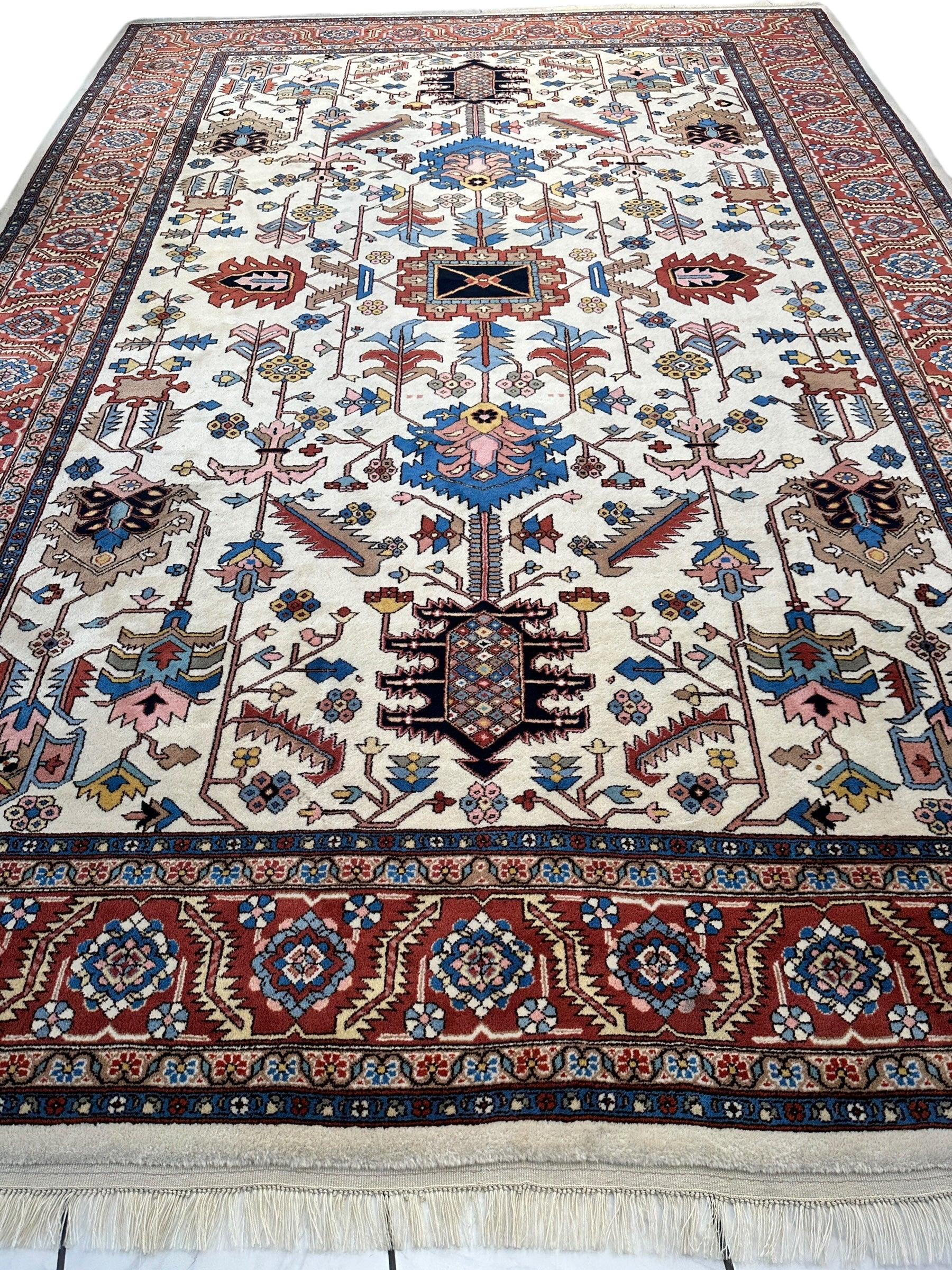 Hand-Knotted Vintage Afghani Serapi Wool Rug – 10'10" x 15'10" – Elegant Traditional Area Rug - Image 3