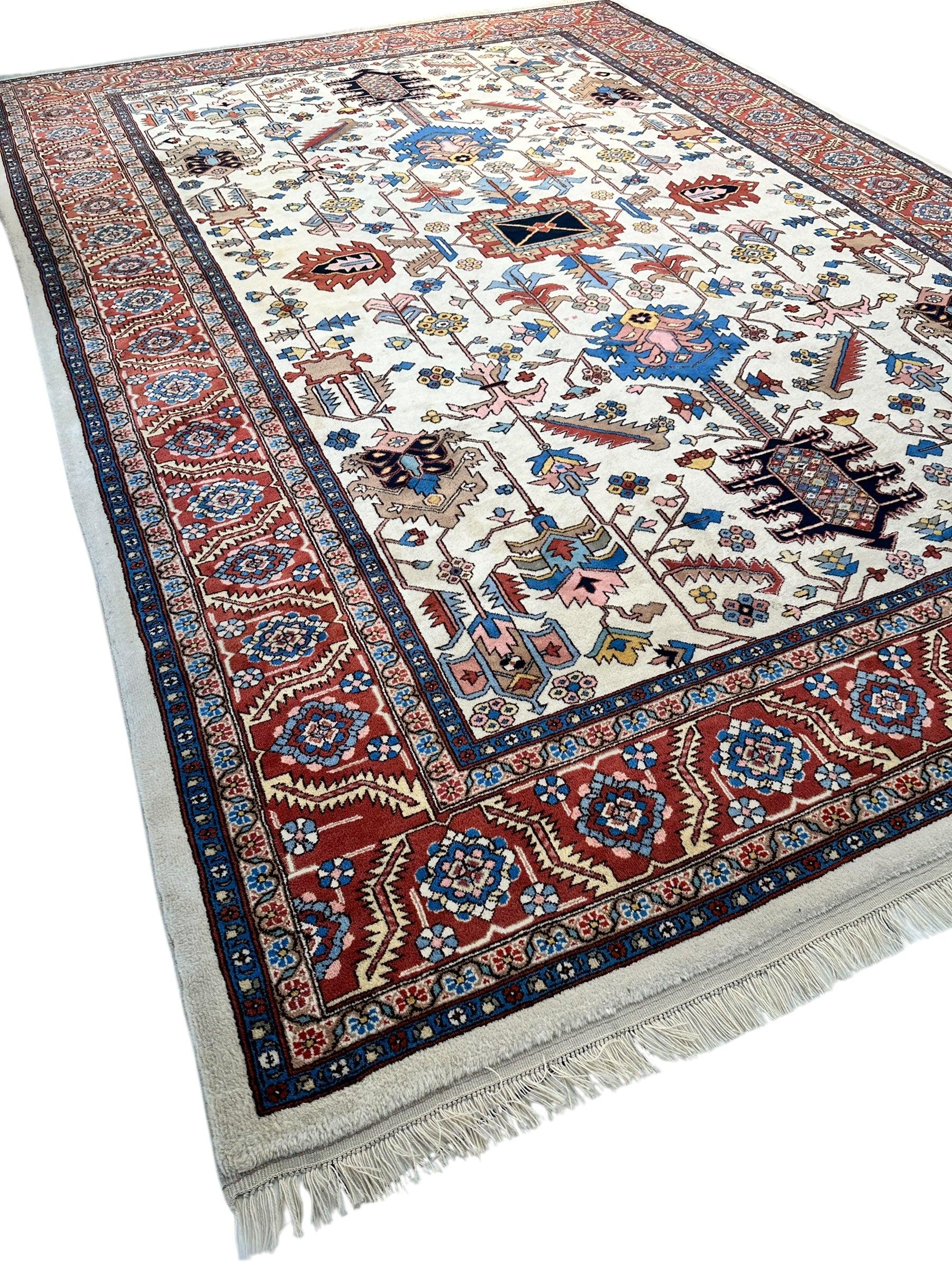 Hand-Knotted Vintage Afghani Serapi Wool Rug – 10'10" x 15'10" – Elegant Traditional Area Rug - Image 5