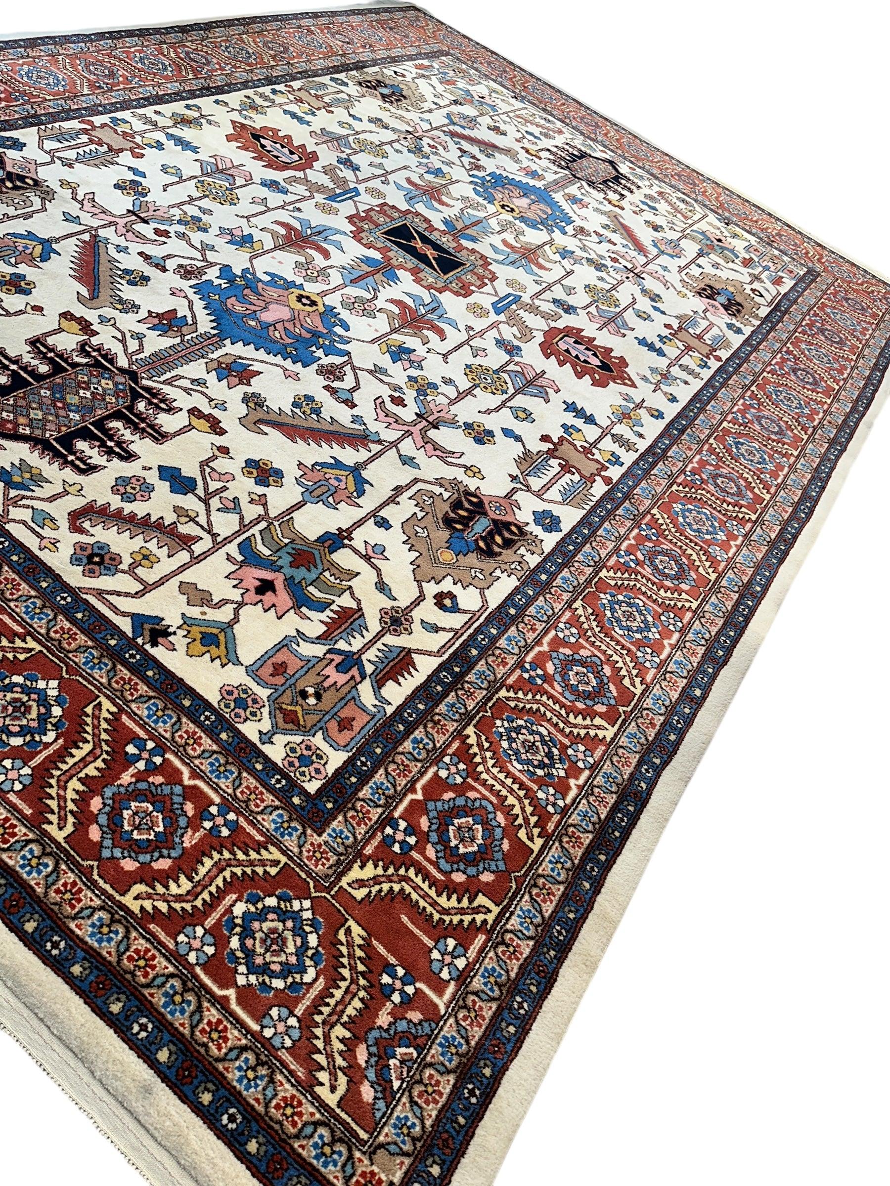 Hand-Knotted Vintage Afghani Serapi Wool Rug – 10'10" x 15'10" – Elegant Traditional Area Rug - Image 6