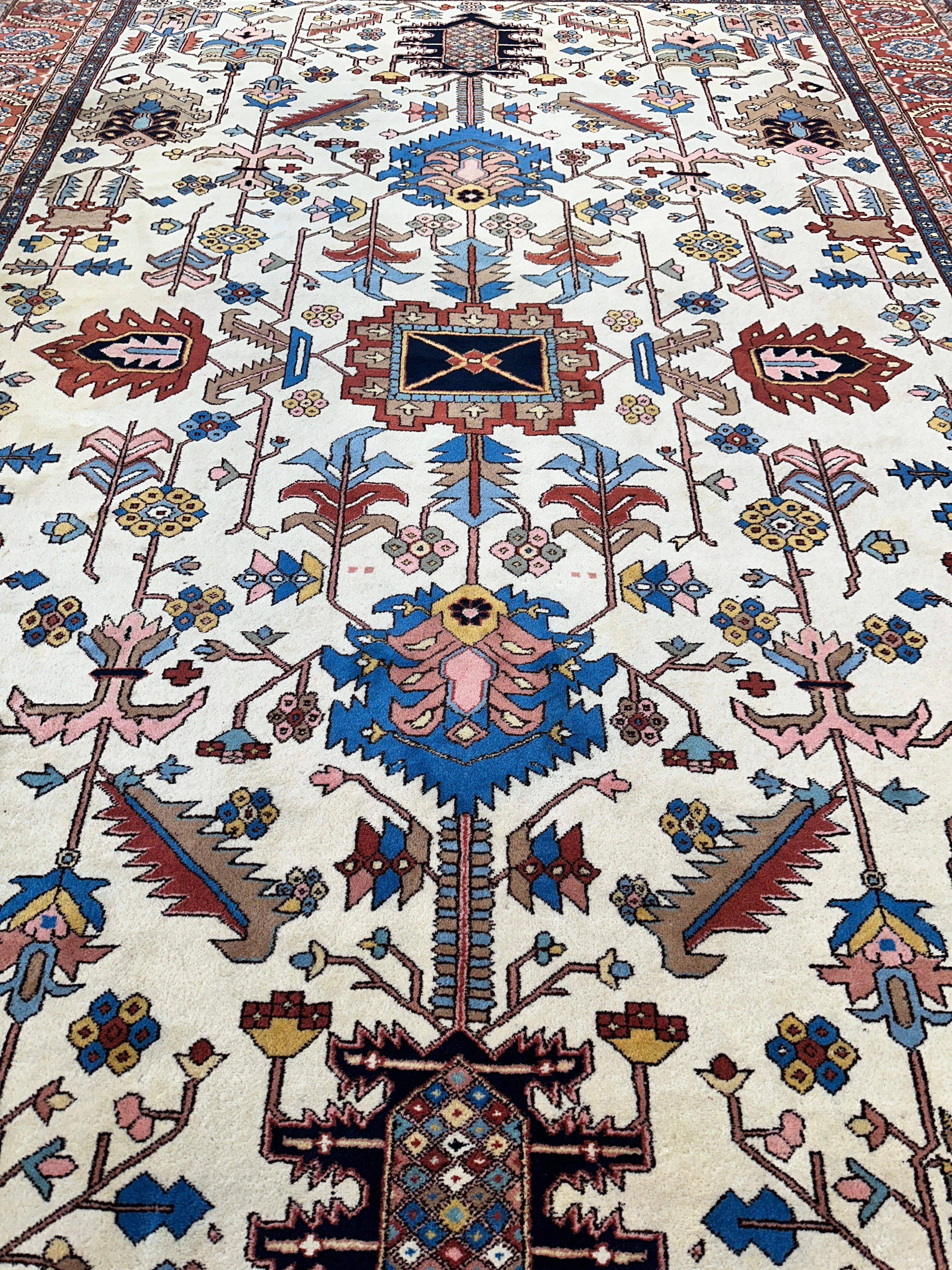 Hand-Knotted Vintage Afghani Serapi Wool Rug – 10'10" x 15'10" – Elegant Traditional Area Rug - Image 9