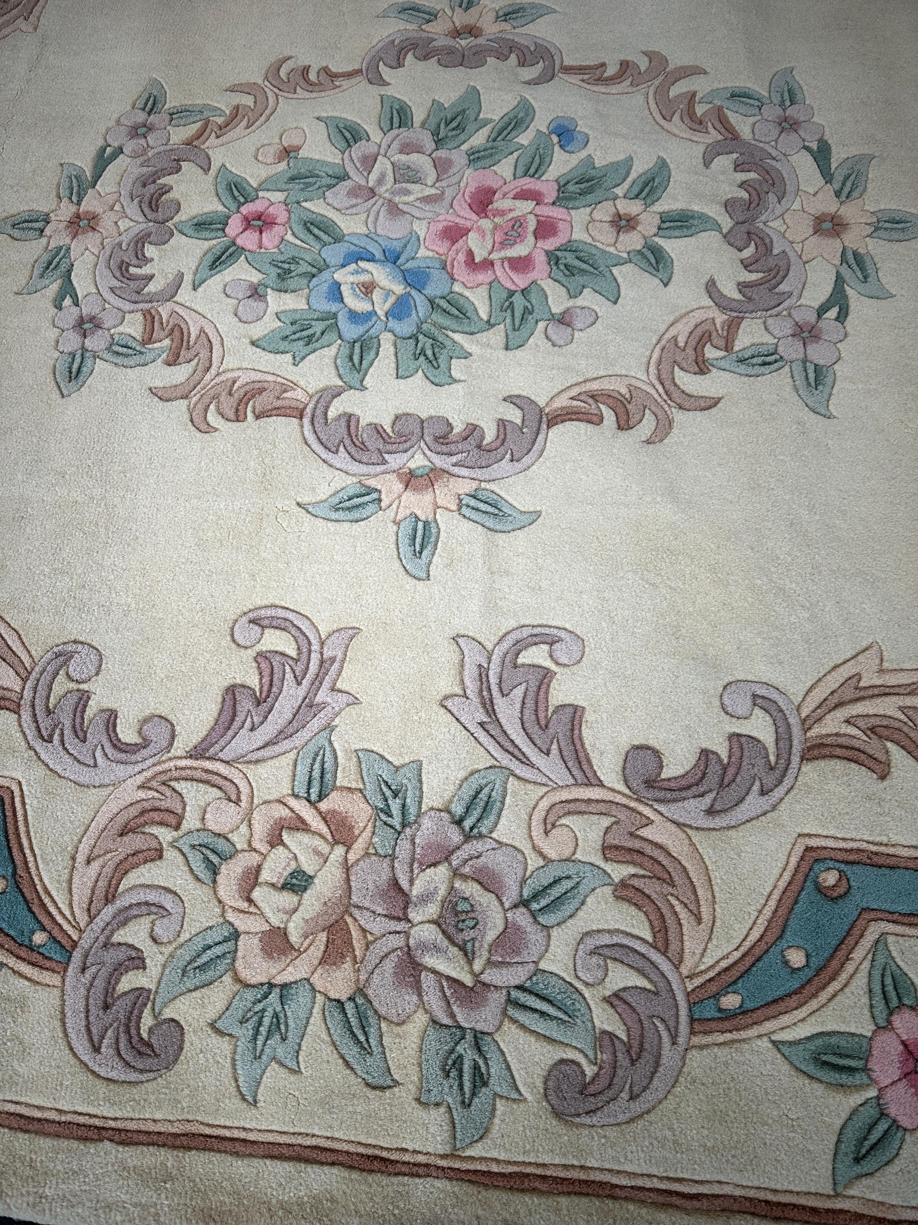 Hand-Tufted Chinese Aubusson Wool Rug – 7'10" x 11' – Luxurious Traditional Design - Image 5