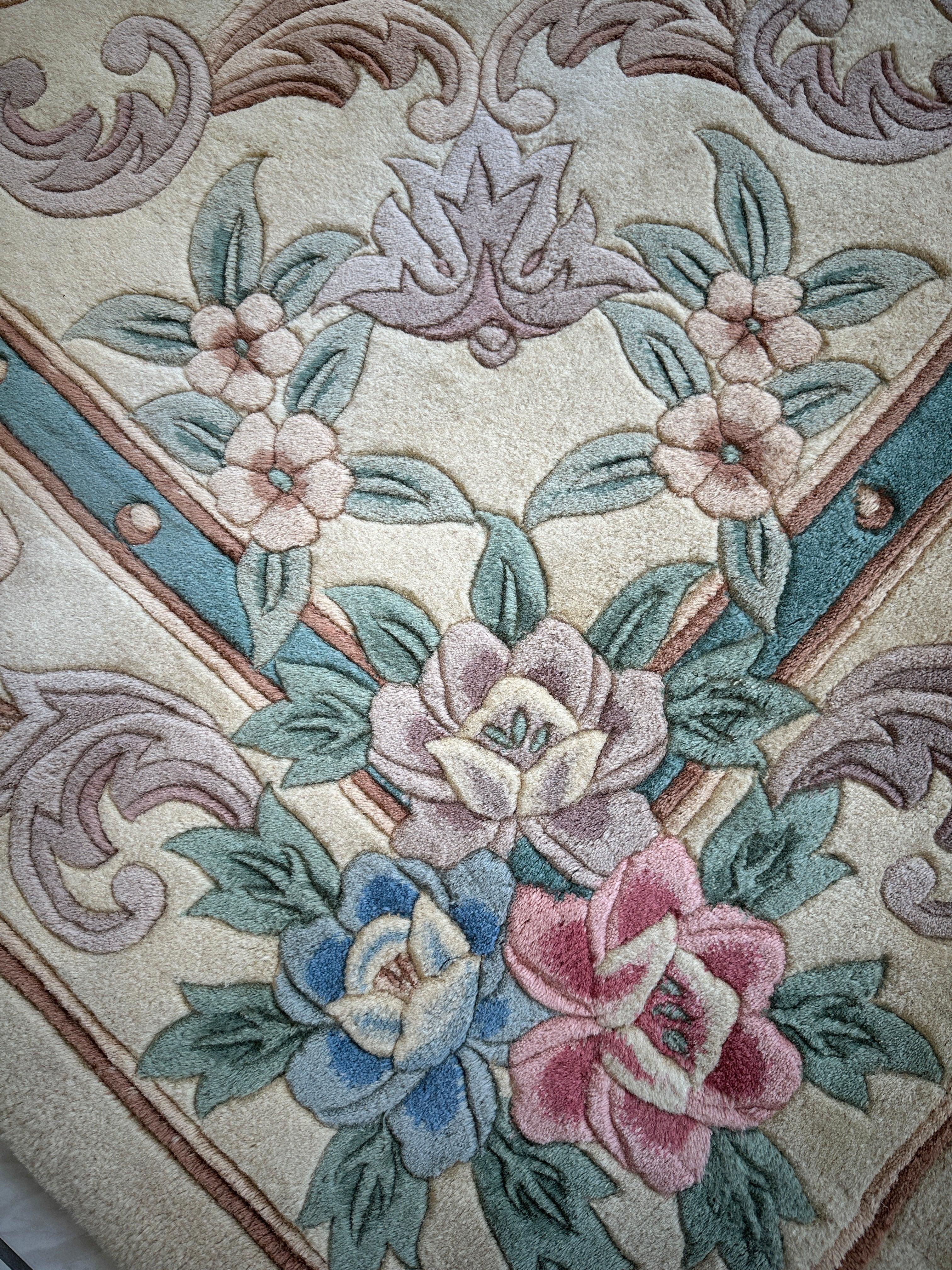 Hand-Tufted Chinese Aubusson Wool Rug – 7'10" x 11' – Luxurious Traditional Design - Image 6