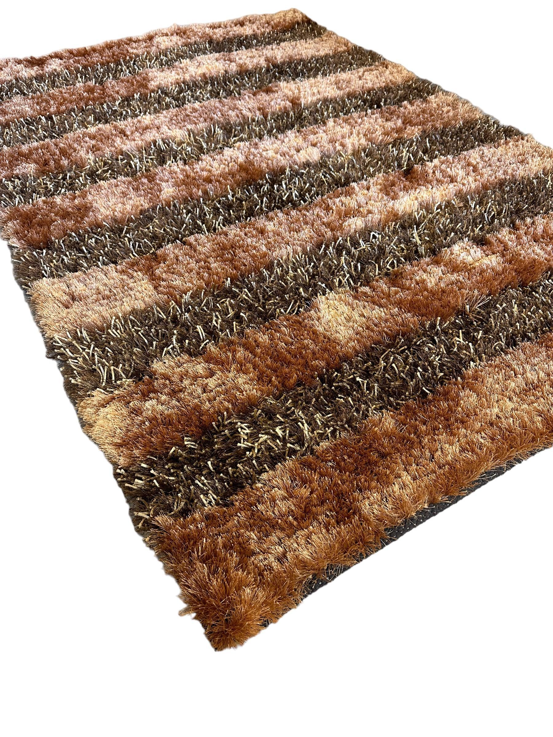 Handwoven Multi-Tone 2” Shag Rug 4 x 6 - Image 4