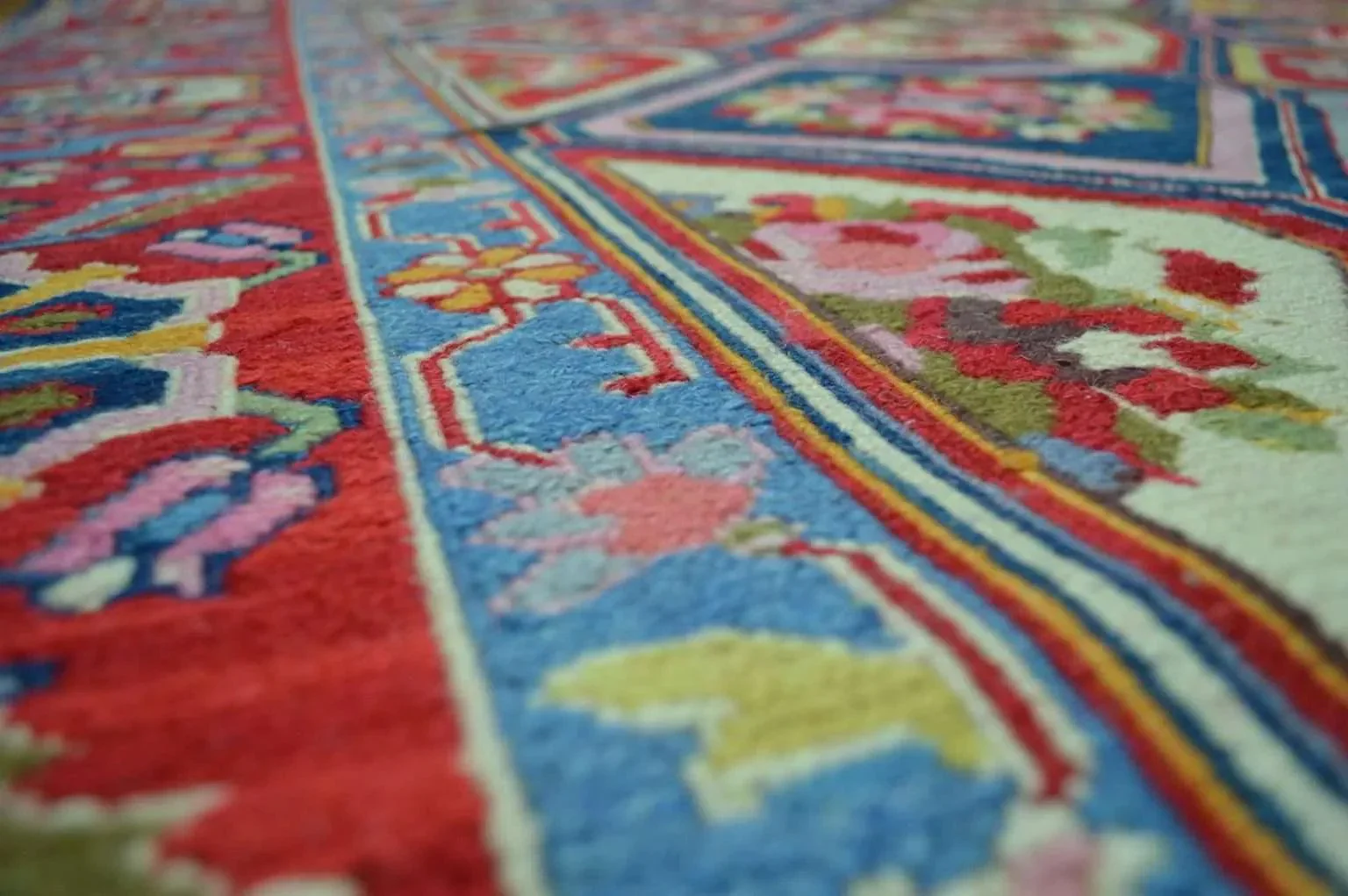 Handwoven Nourison Soumak SK43 Multicolor Area Rug – 8'5" x 11'7" – Professionally Cleaned - Image 10