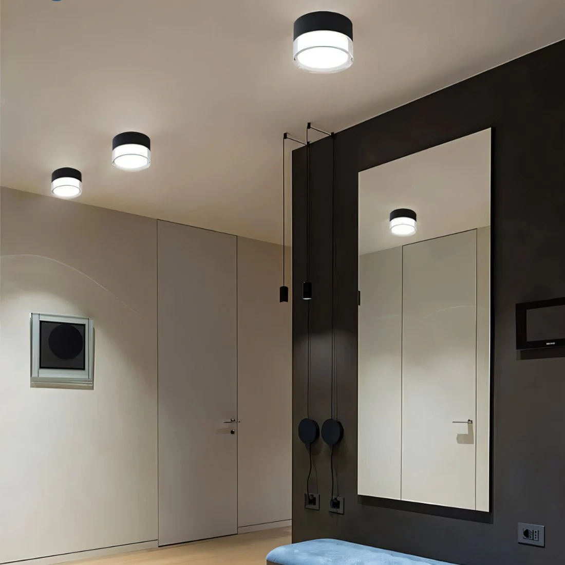 Ian Downlight - Image 4