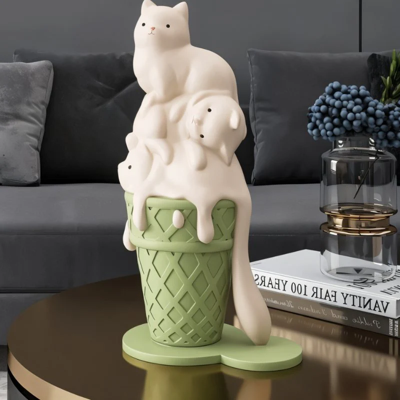 Icee Figurine - Image 4
