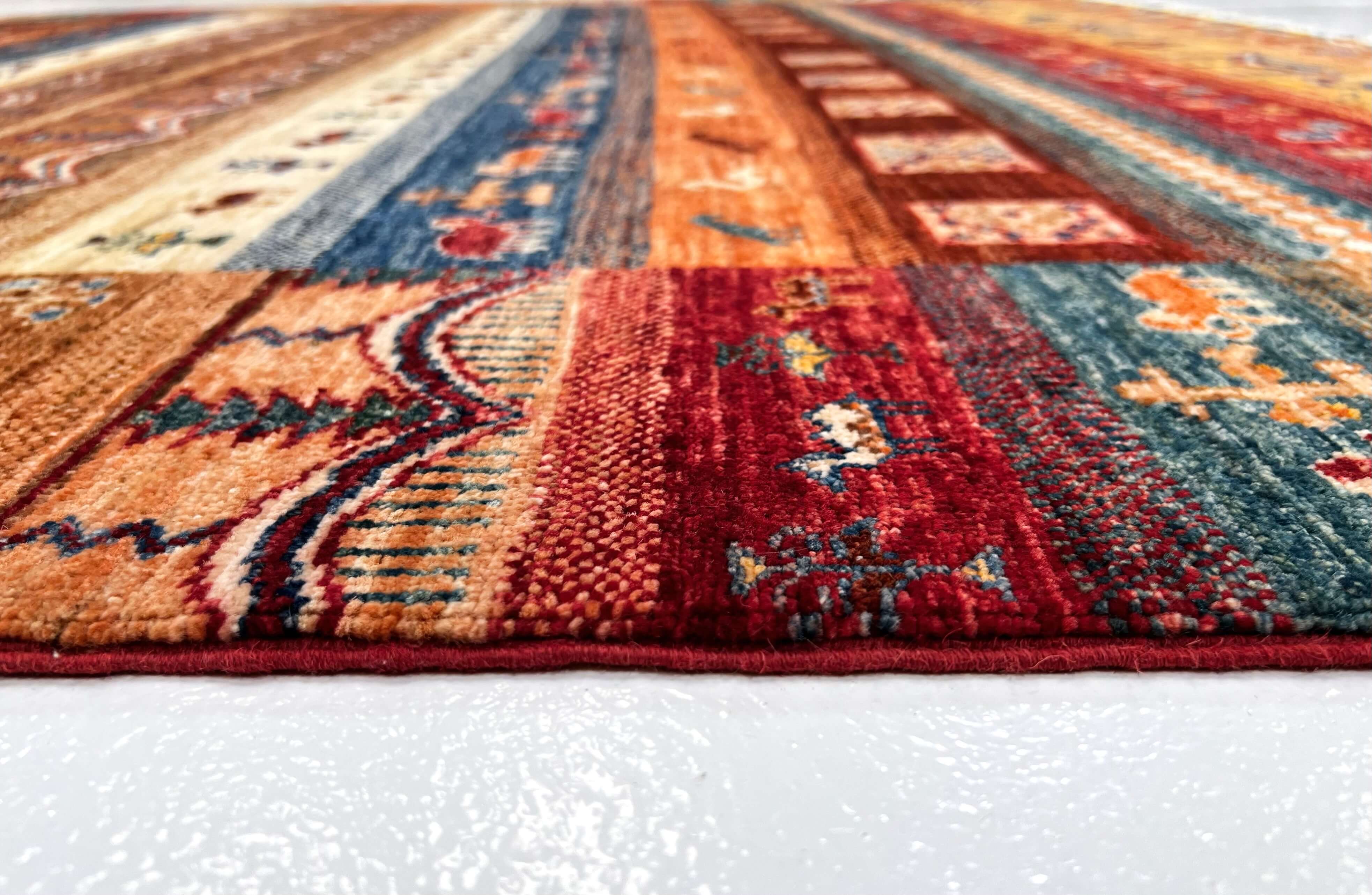 Khurjeen/Gabbeh (6'06"x6'10") rust/multicolor - Image 4