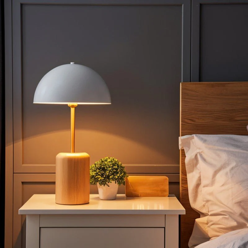 Kroki Table Lamp - Image 4