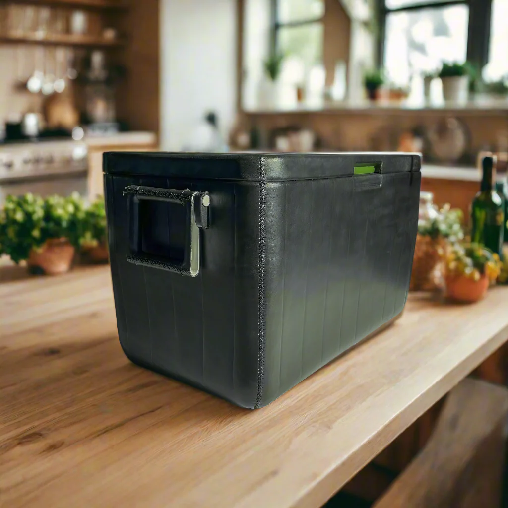 La Familia | XL Leather Cooler with Handles (46L) - Image 2