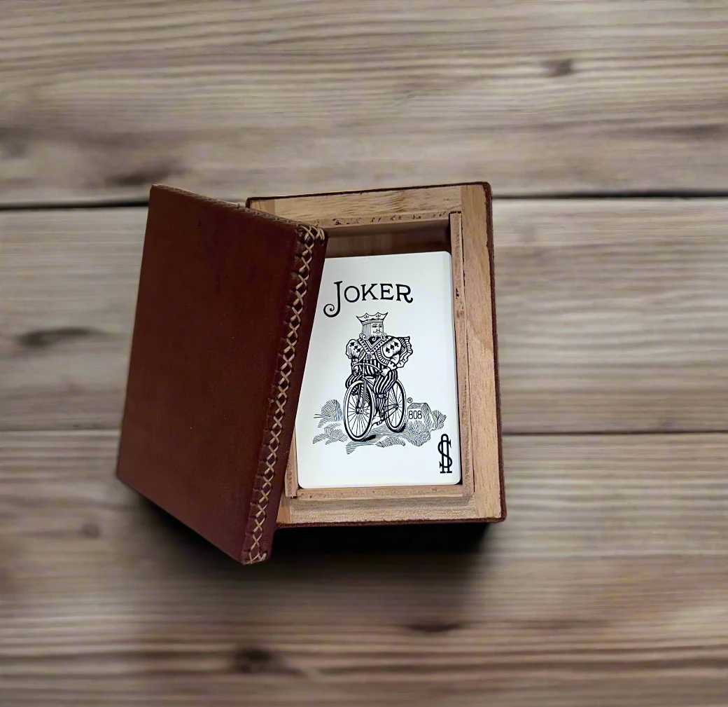 La Reina | Playing Card Box - Image 5