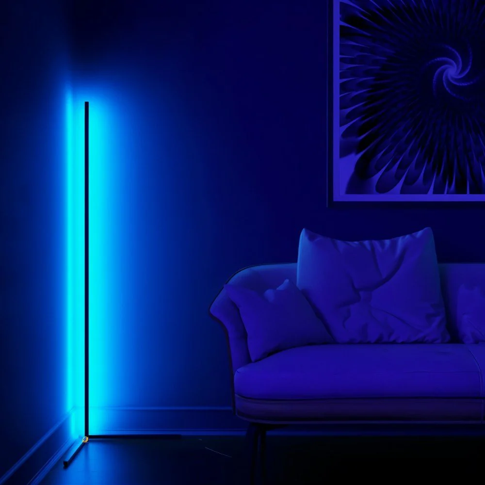 Linear Floor Lamp - Image 4