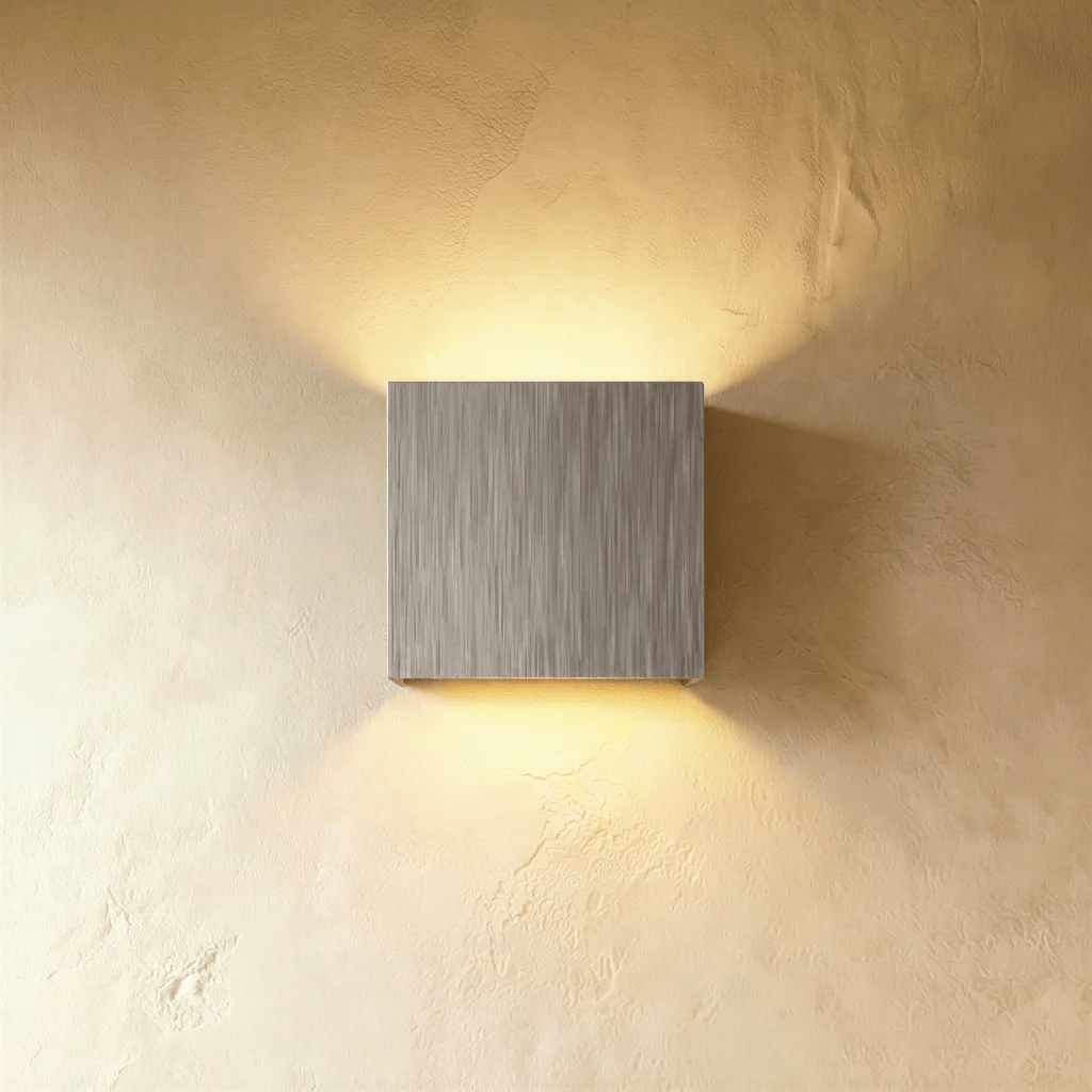 Lior Wall Lamp