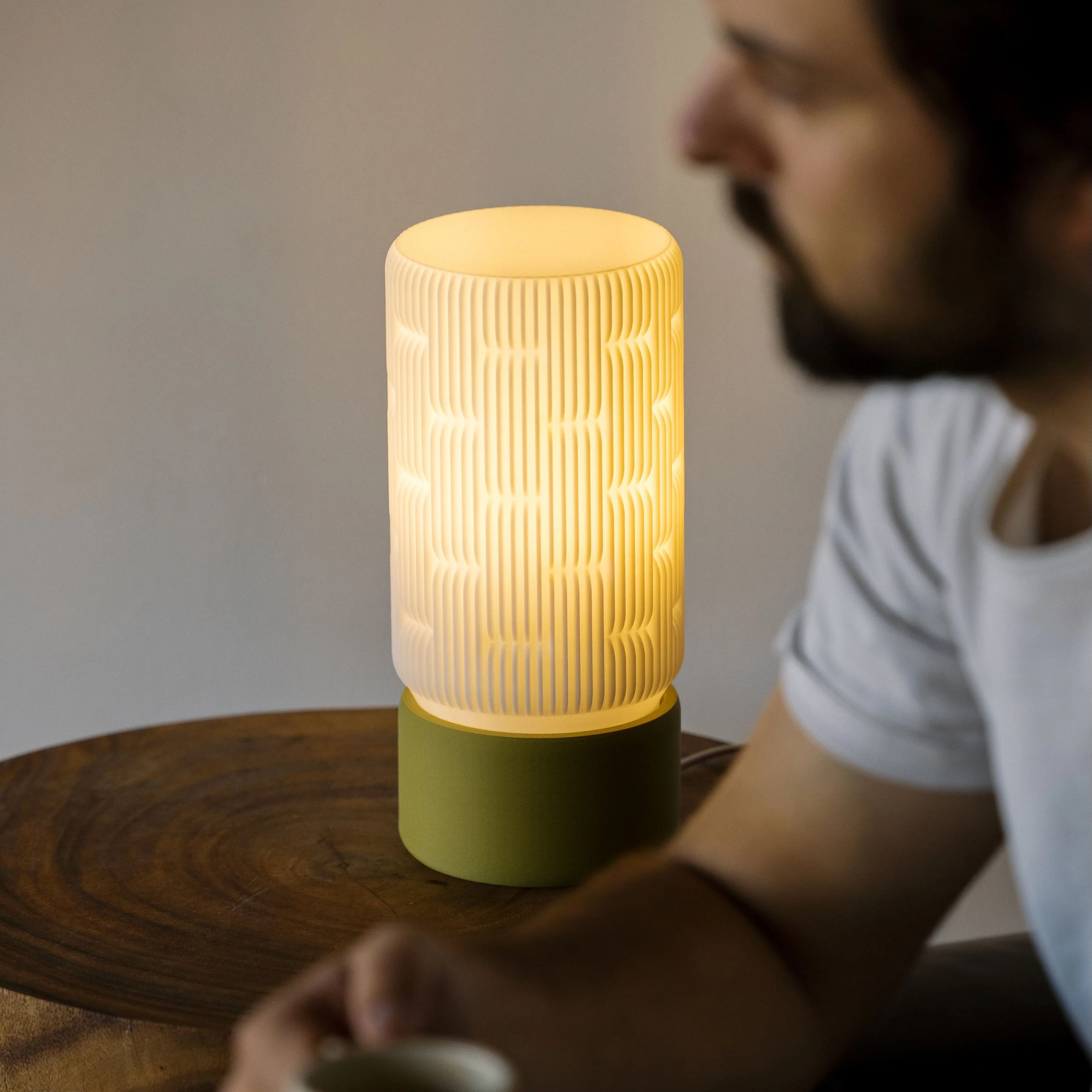 Liunk Table Lamp - Image 3