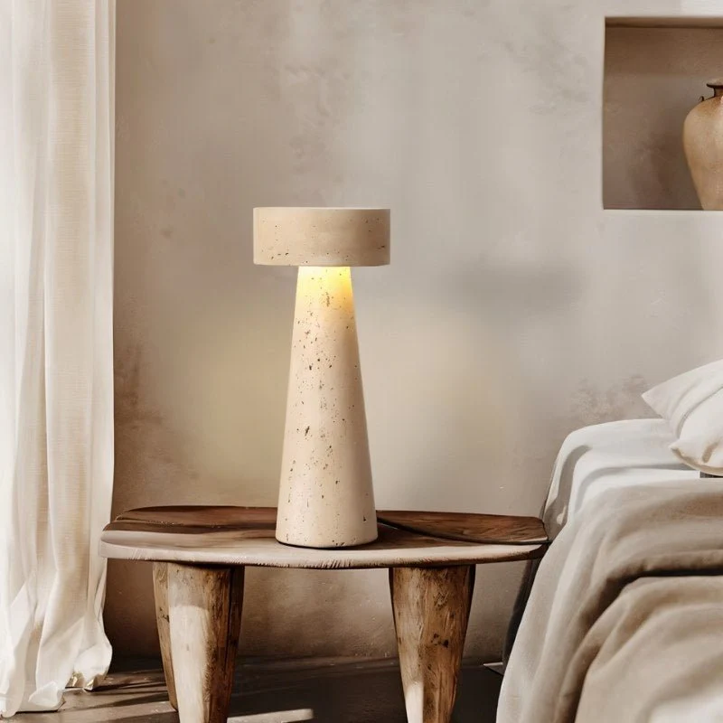 Lycoris Table Lamp - Image 5