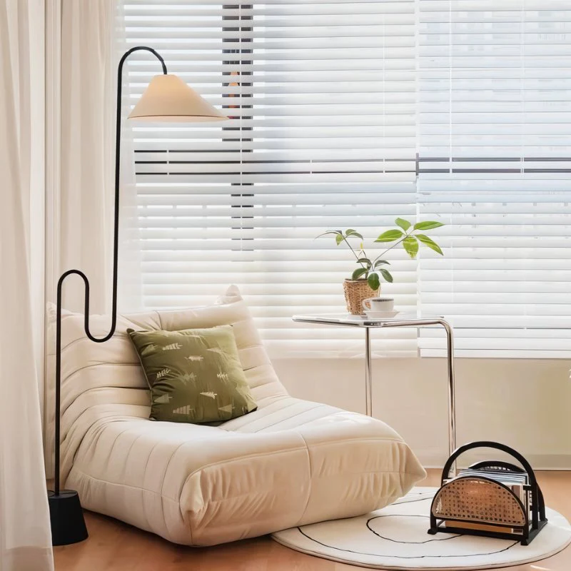 Malti Floor Lamp - Image 4