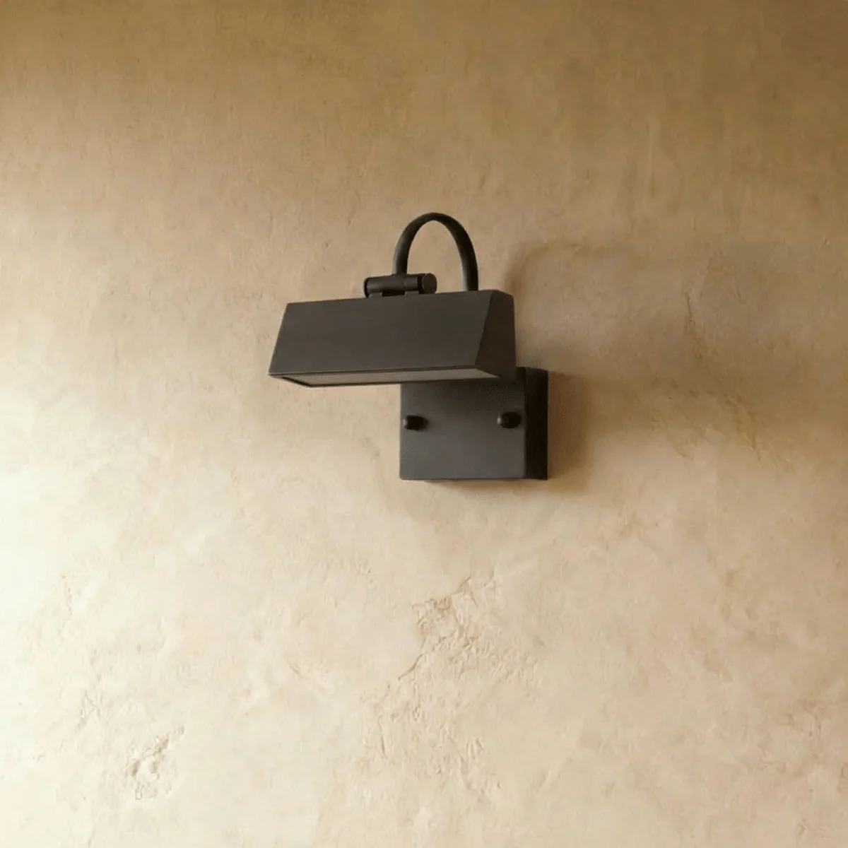 Mayim Outdoor Wall Lamp - Image 3