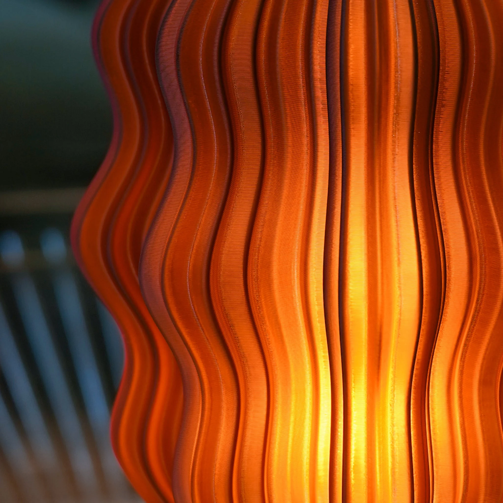 Mini Wavy Lamp - Image 4