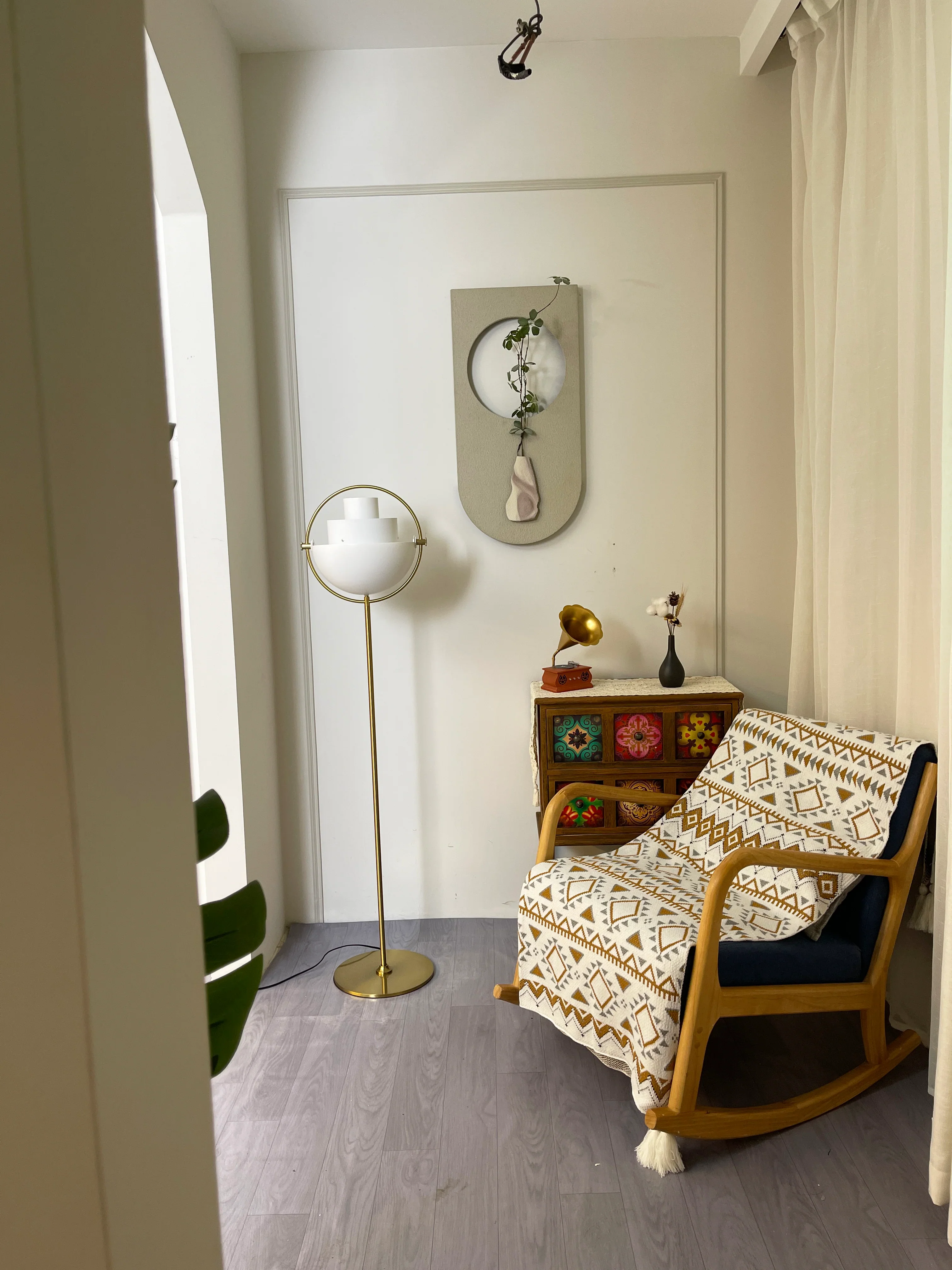 Multi-Lite Rotating Ball Floor Lamp - Image 17
