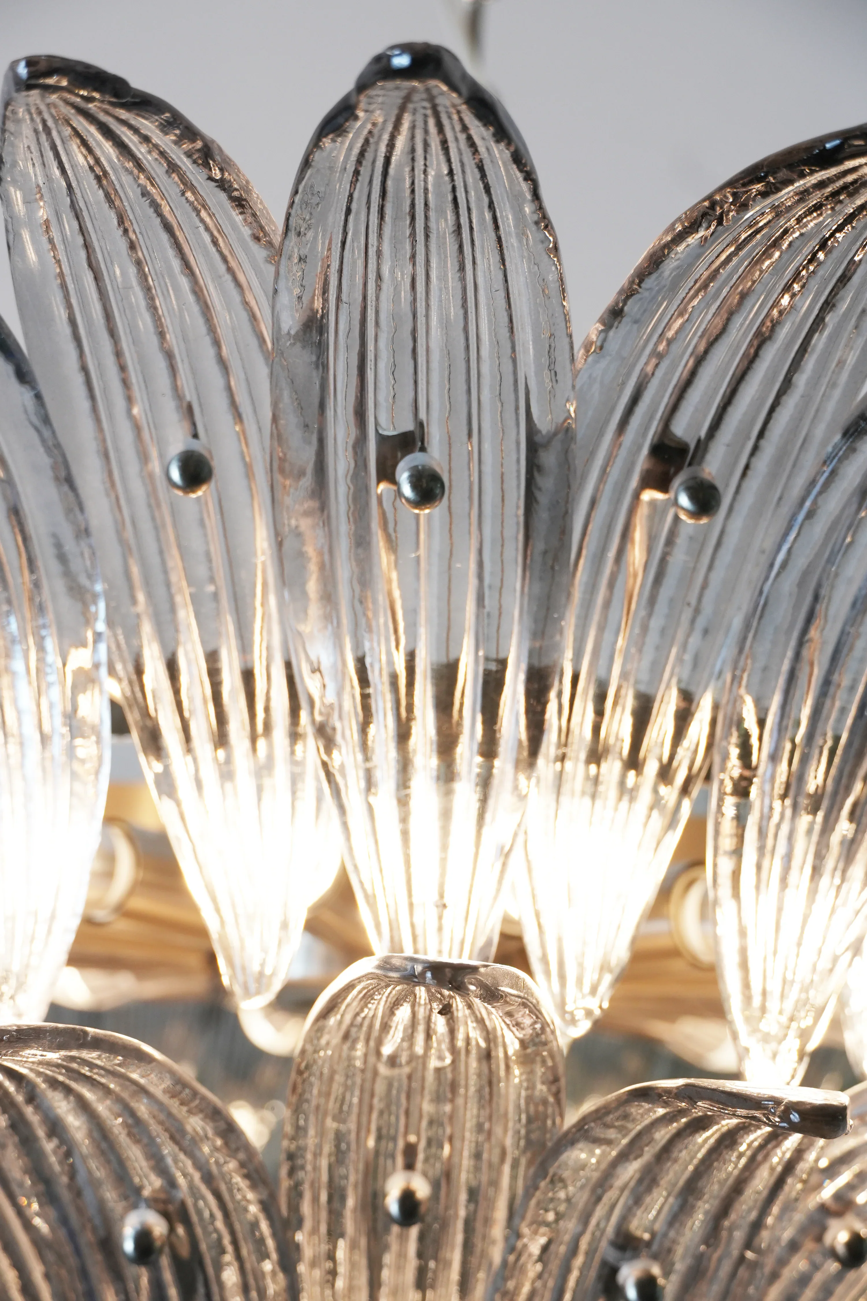 Murano Palmette Smoked Chandelier - Image 10