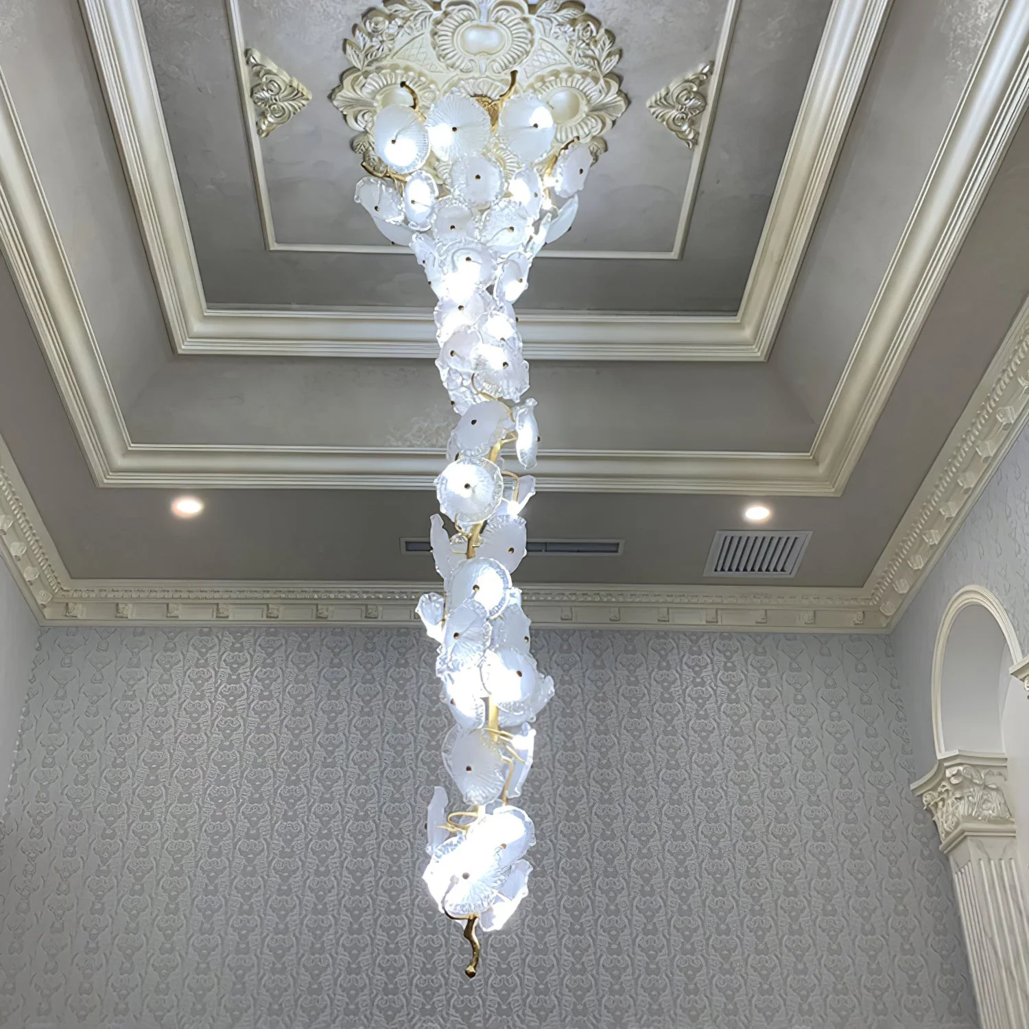Nenufar Water Lily Chandelier - Image 20
