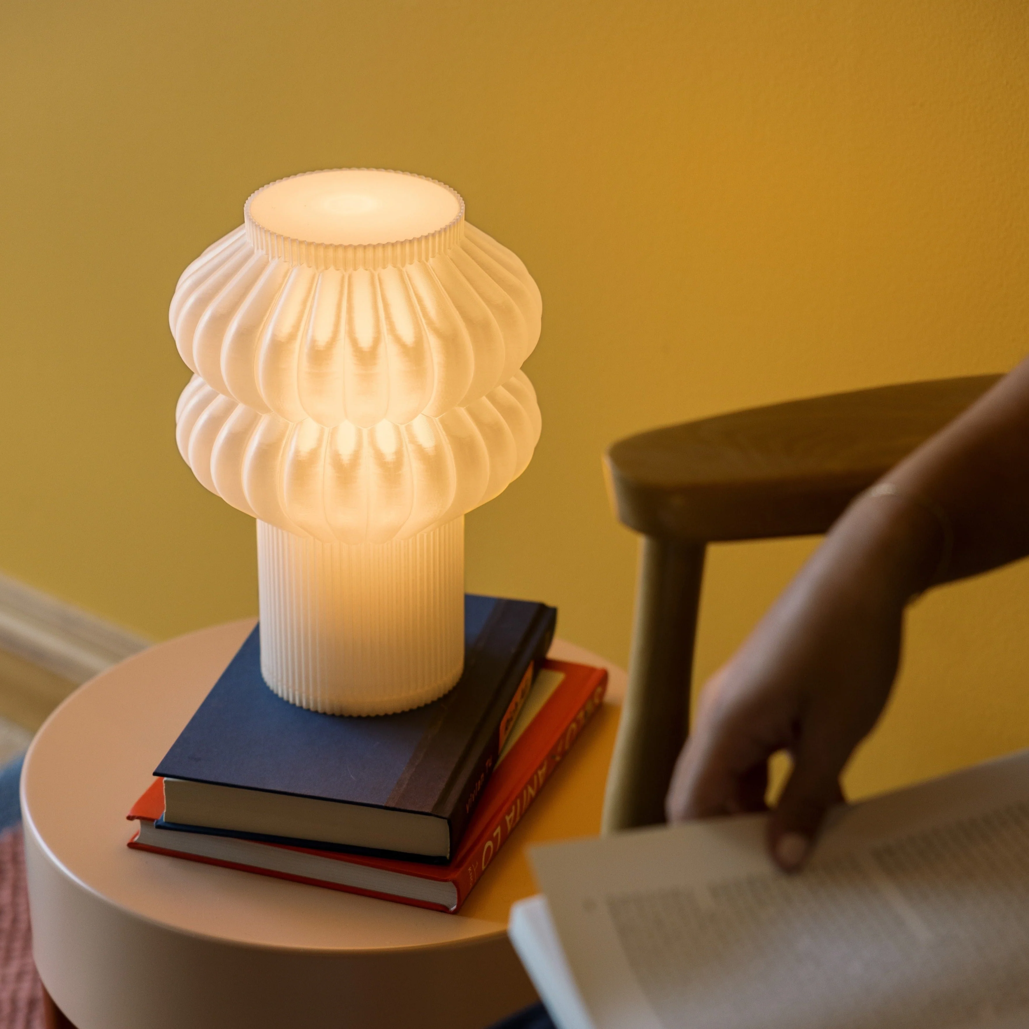 Oppi Table Lamp - Image 5