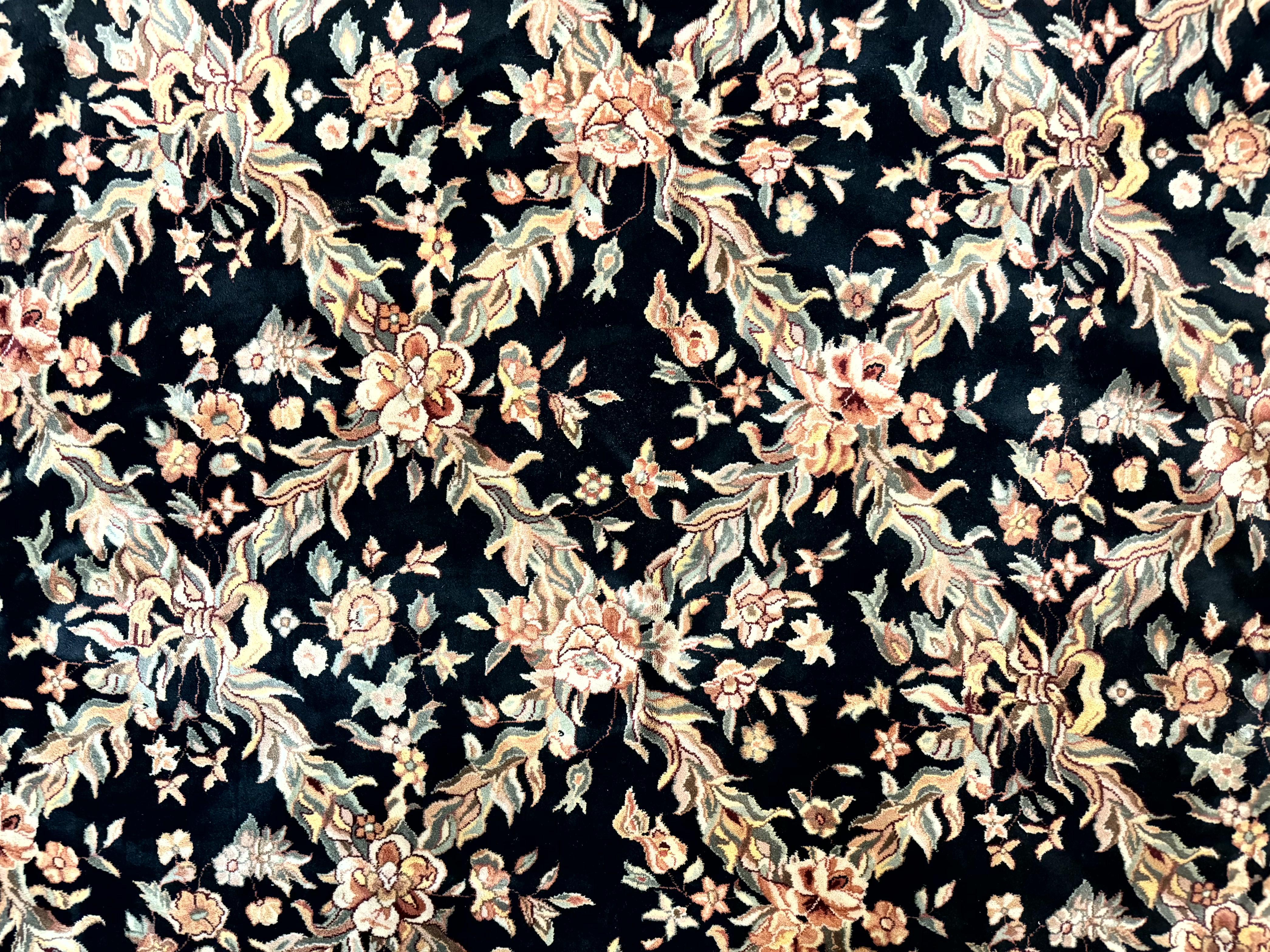 Pak Persian Rug 8x10, Black, Handmade - Image 4