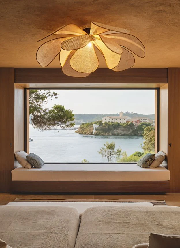 Pankh Ceiling Light - Image 4