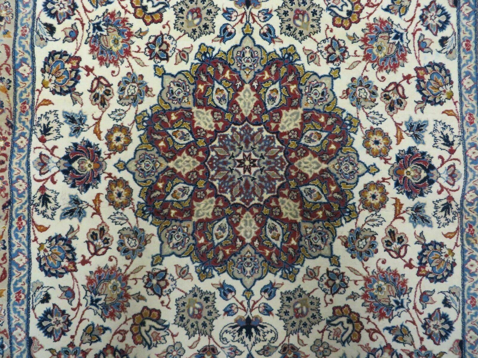 Persian Isfahan Rug 3x6, Fine 650 KPSI, Hand Knotted, Ivory - Image 4
