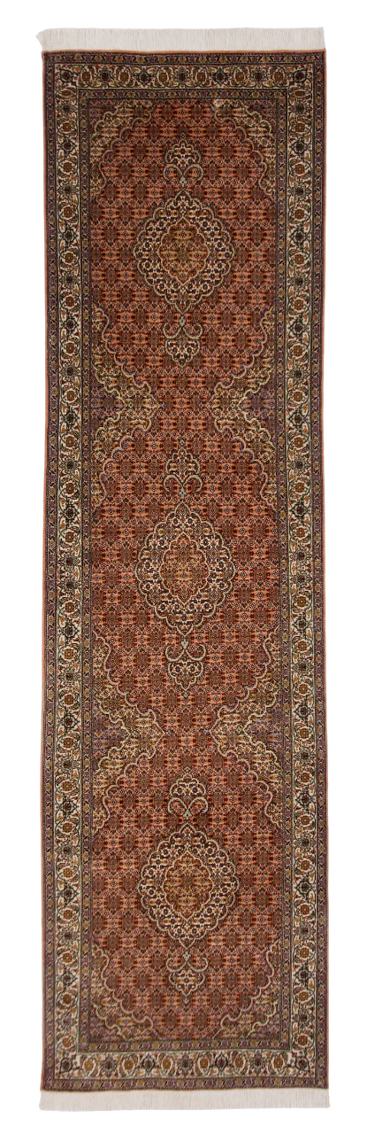 Tabriz (2'09"x10'02") peach/ivory