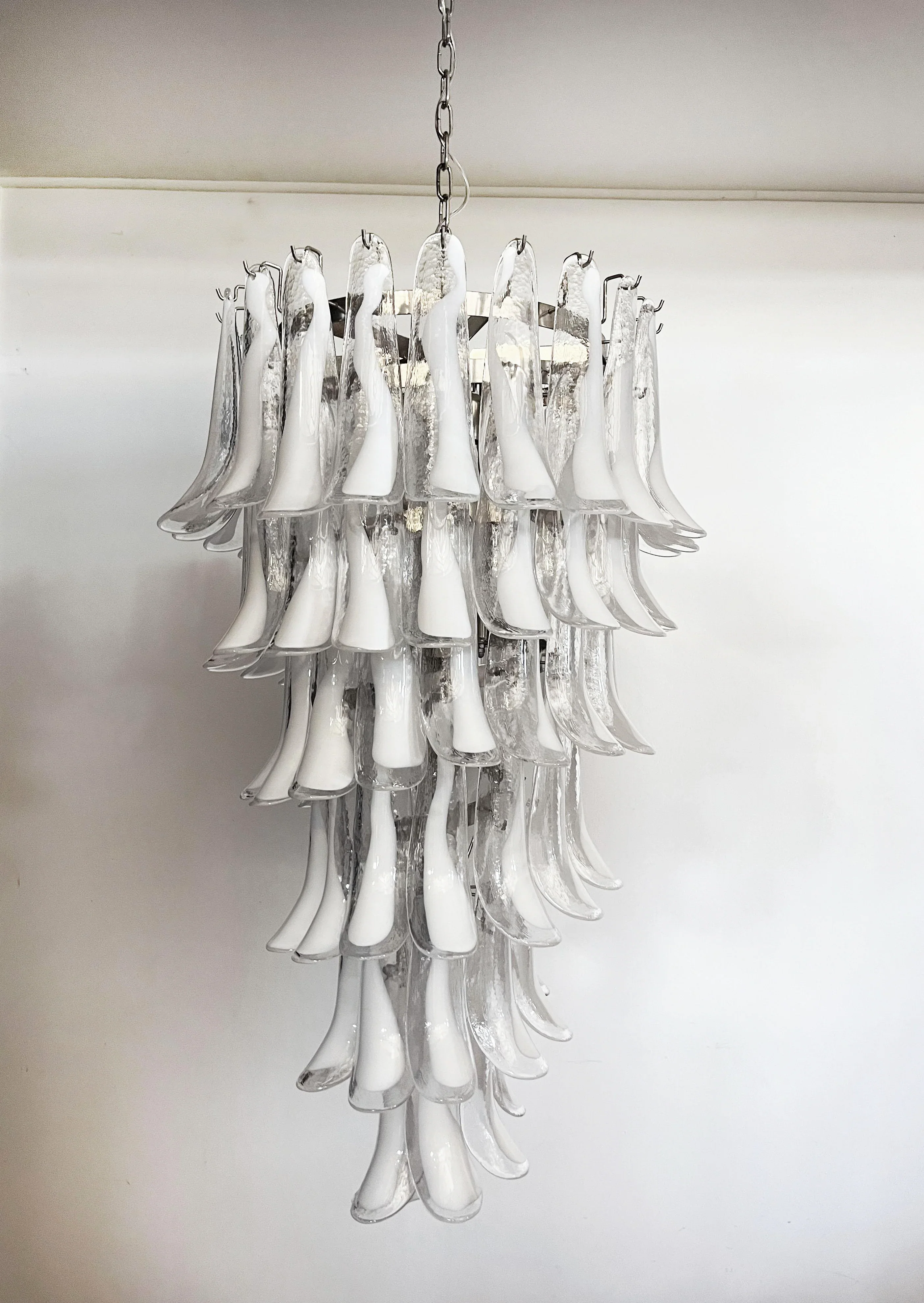 Petals Spiral Murano Transparent Chandelier - Image 15