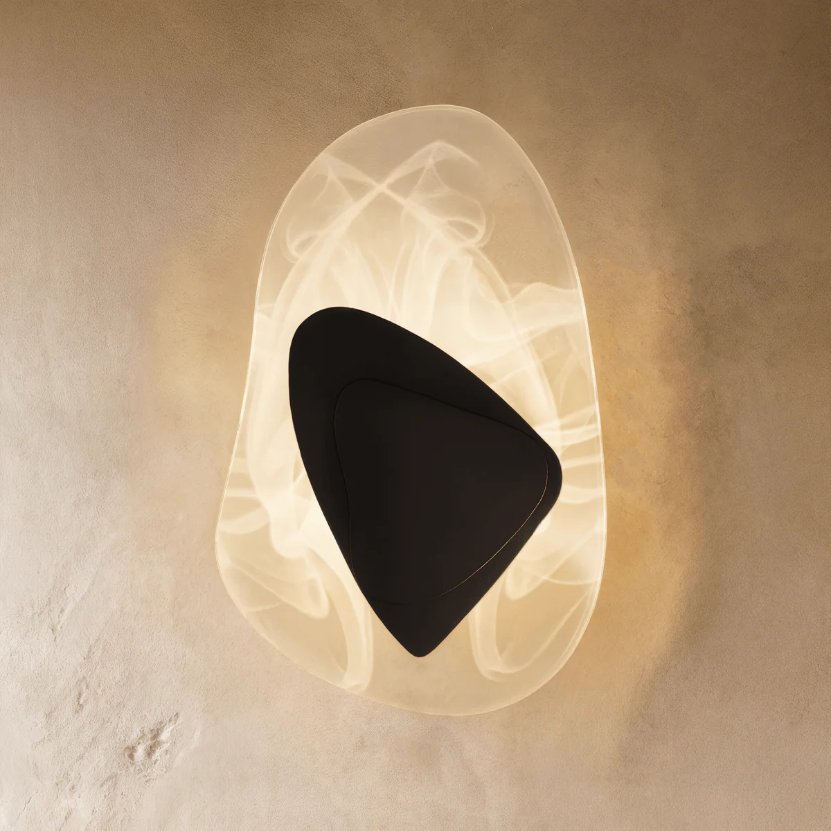 Petra Wall Lamp - Image 3