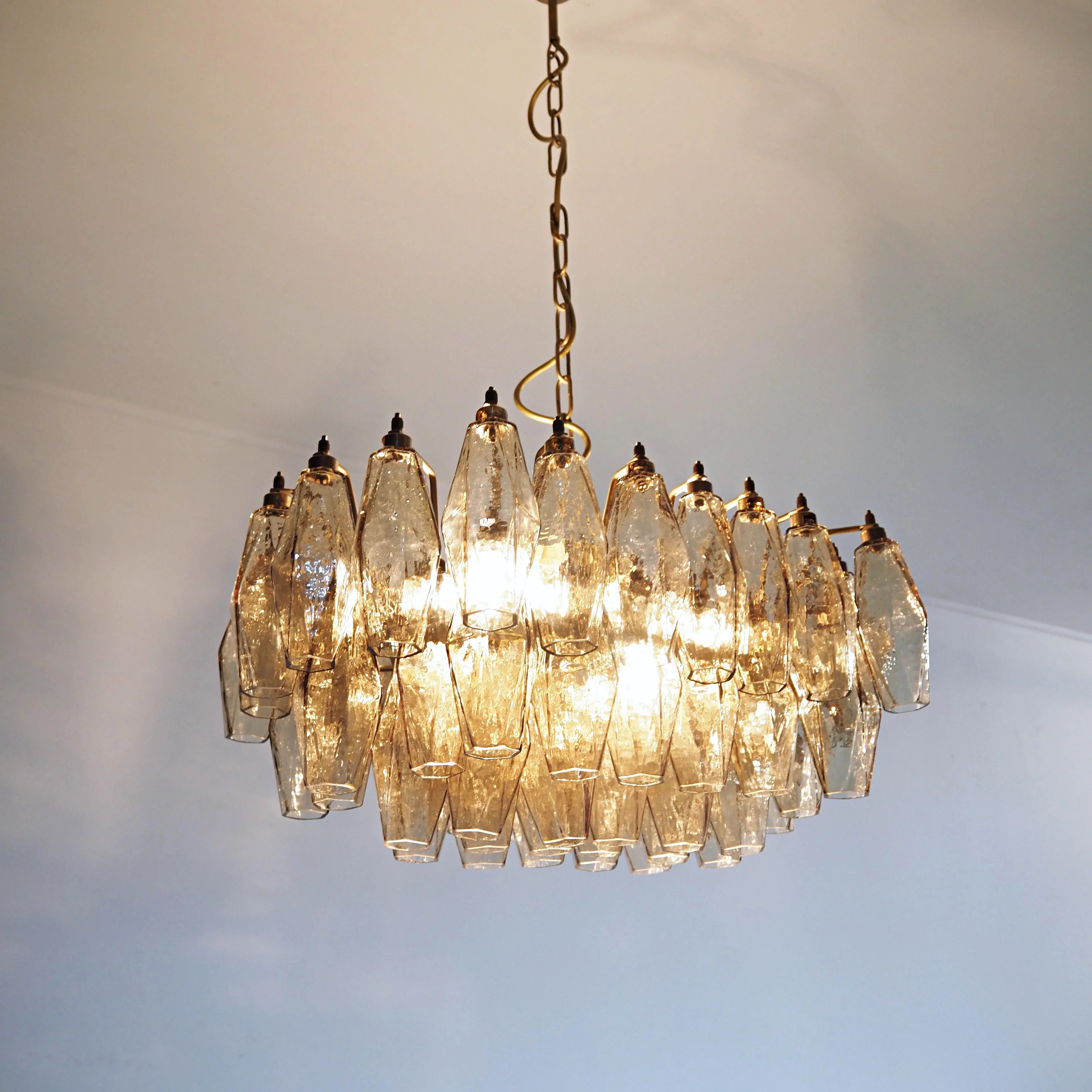 Poliedri Murano Smoked Chandelier - Image 7